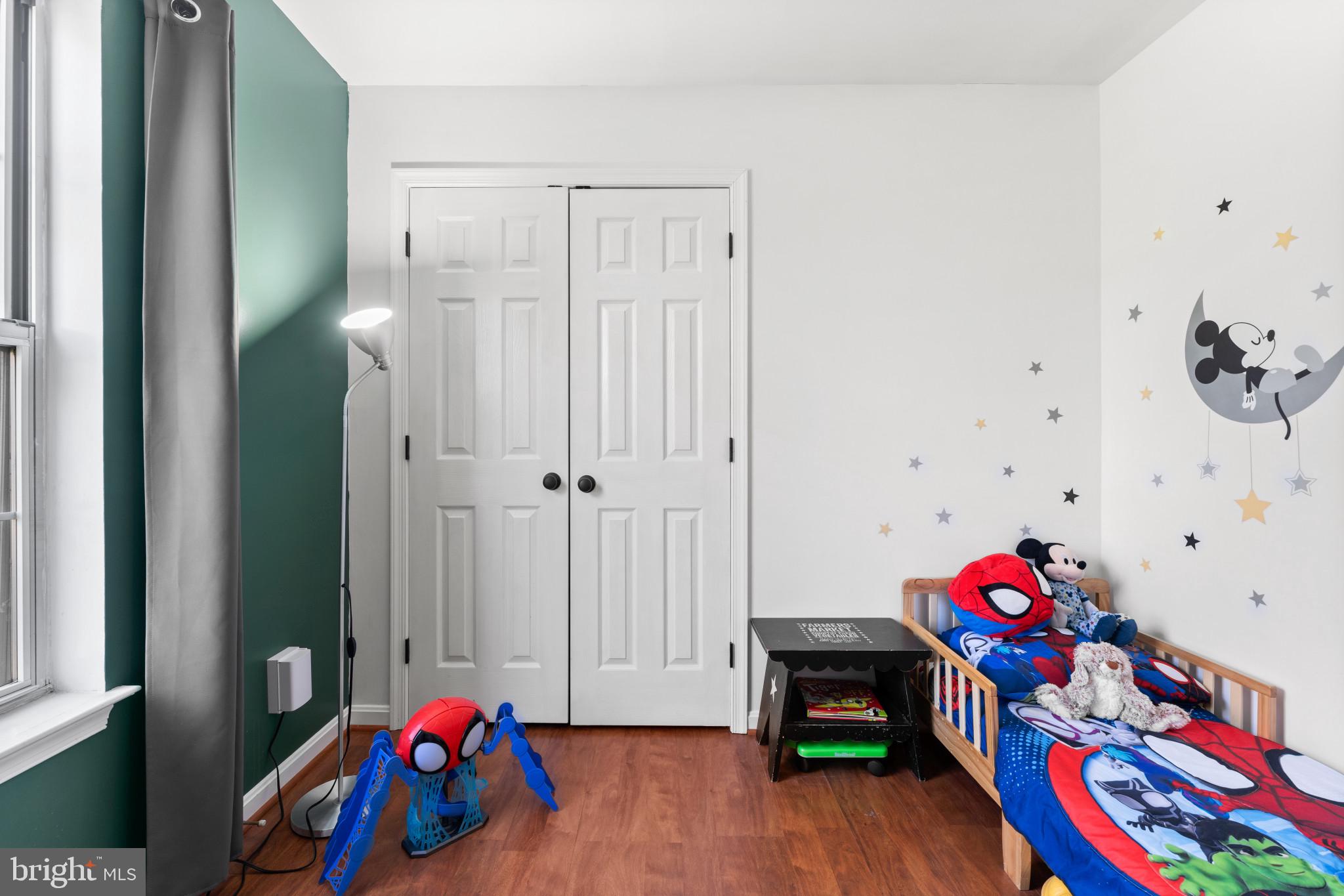 BLUFF POINT - Residential