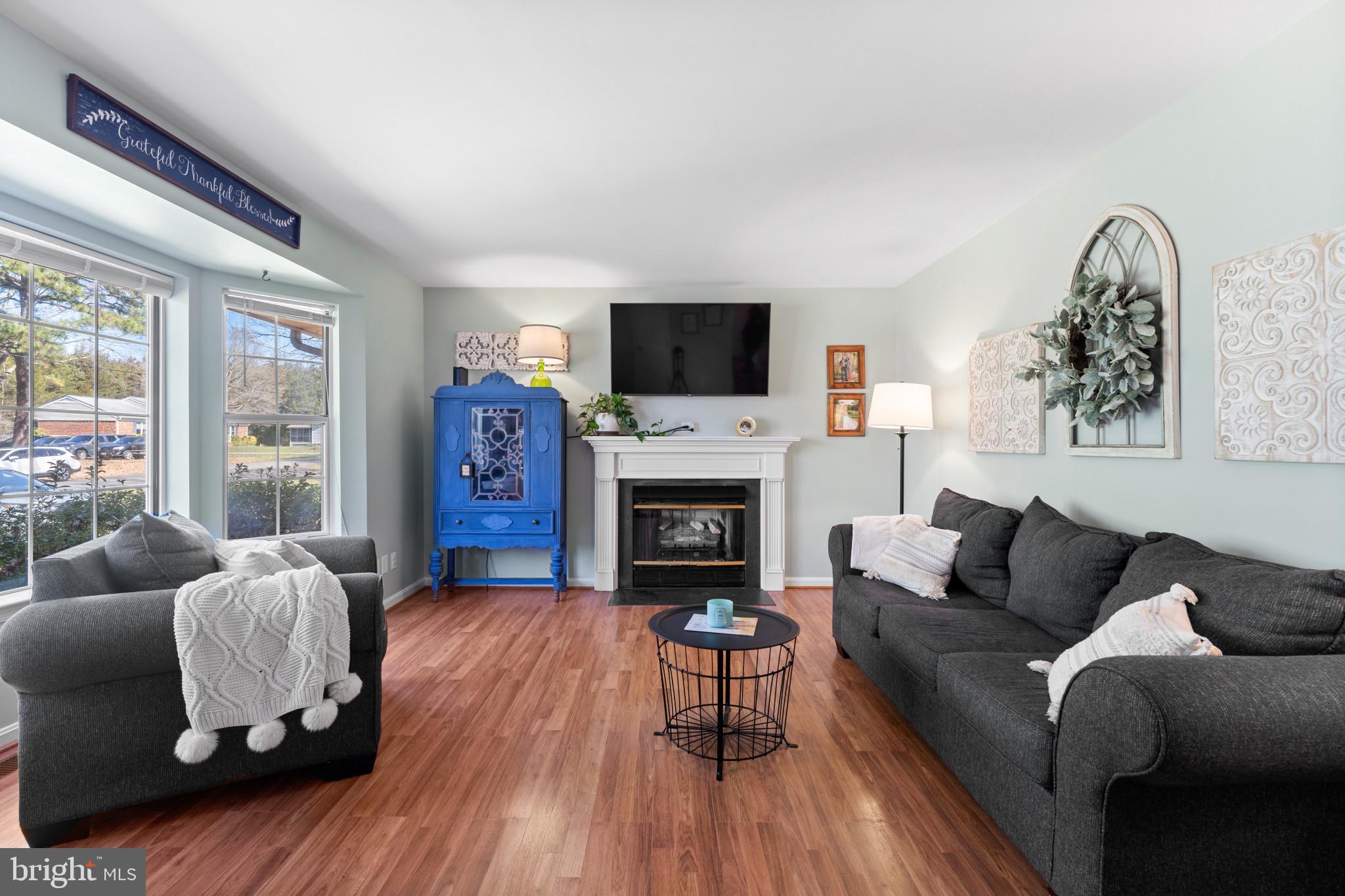 BLUFF POINT - Residential