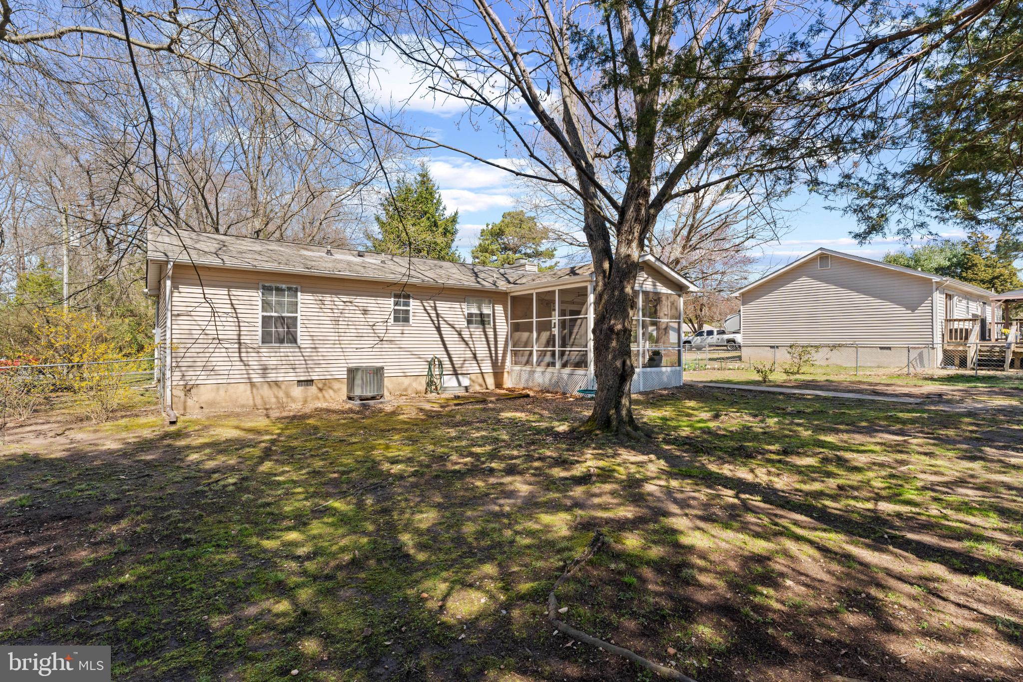 BLUFF POINT - Residential