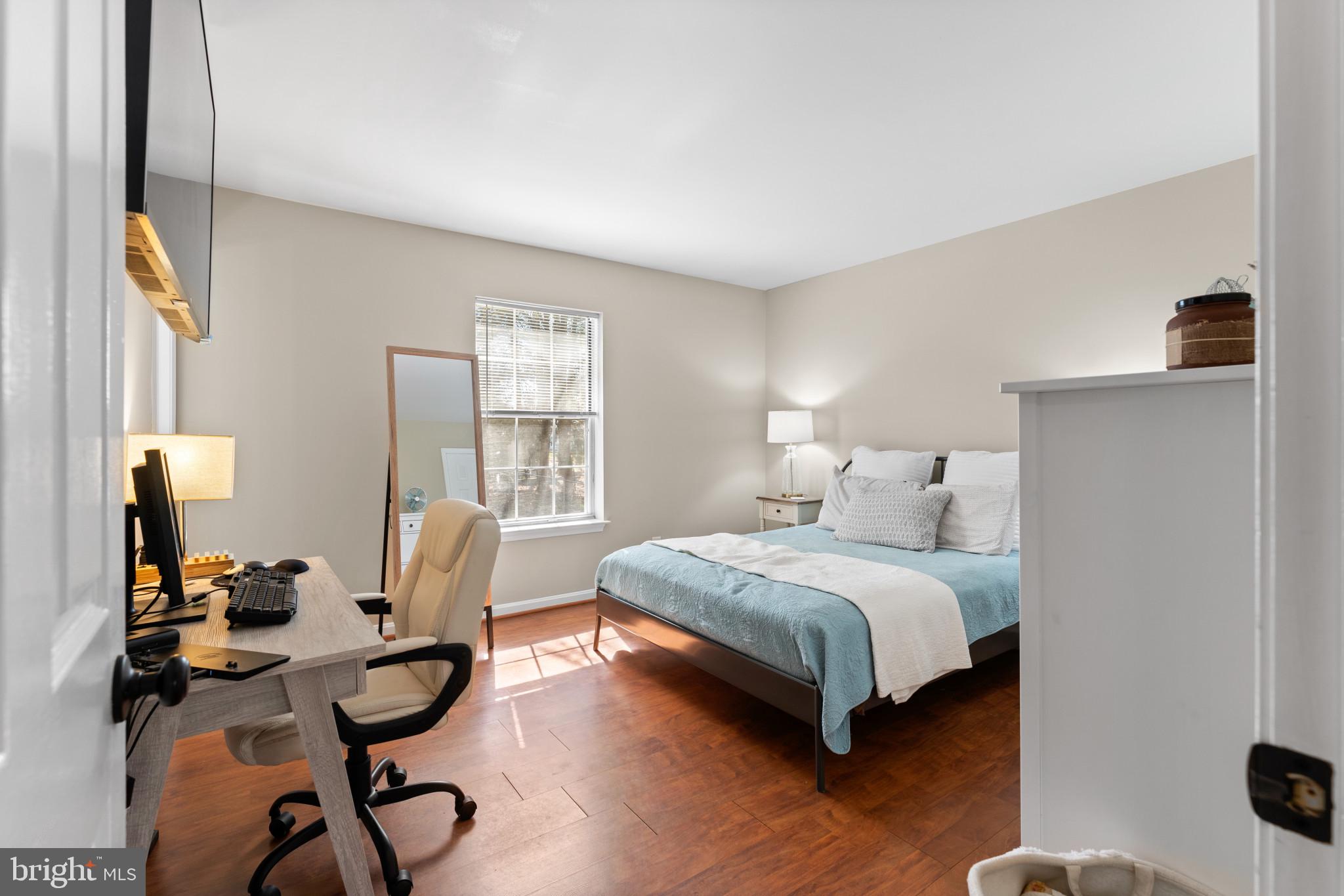 BLUFF POINT - Residential