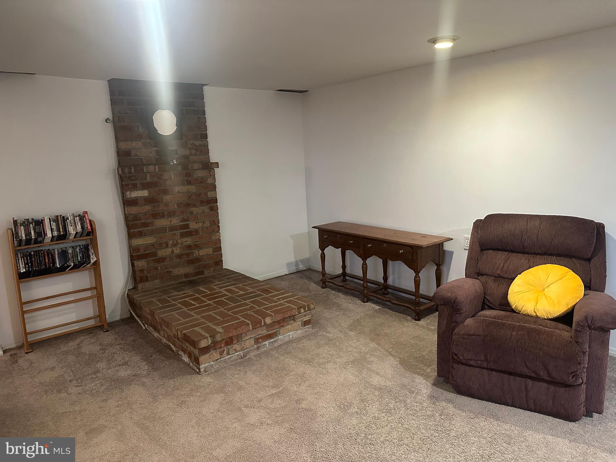 COUNTRY CLUB PARK - Residential