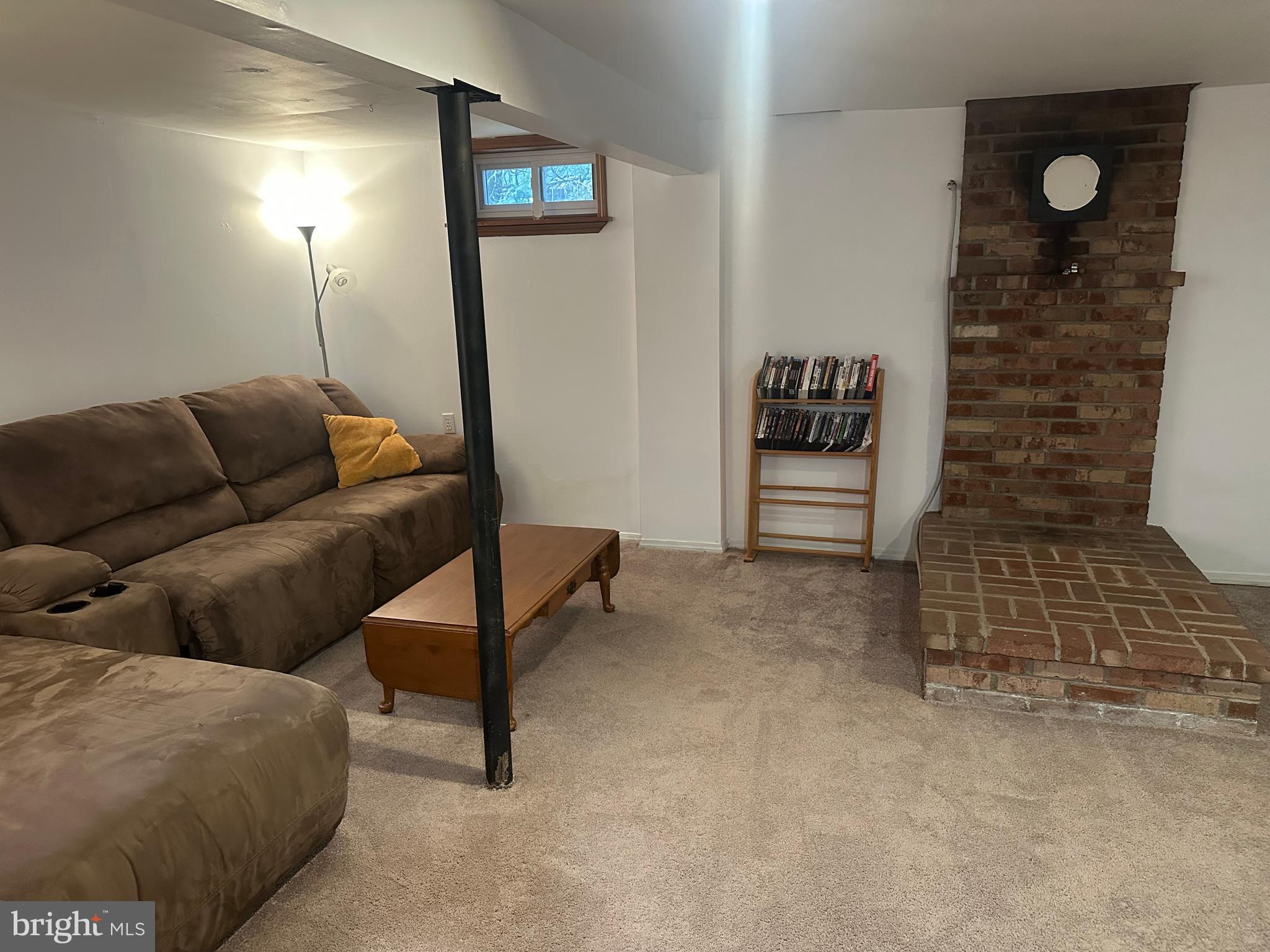 COUNTRY CLUB PARK - Residential