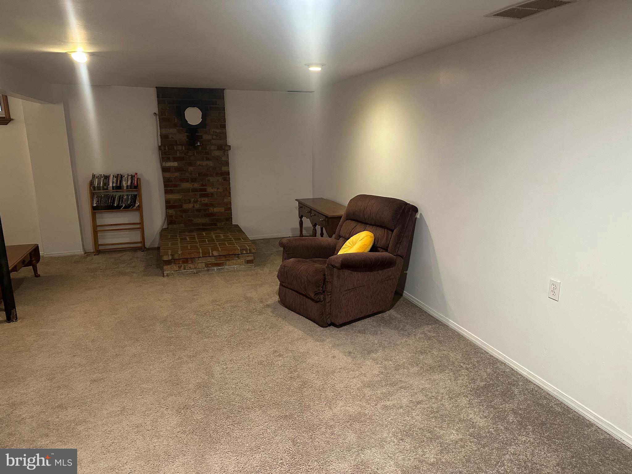 COUNTRY CLUB PARK - Residential