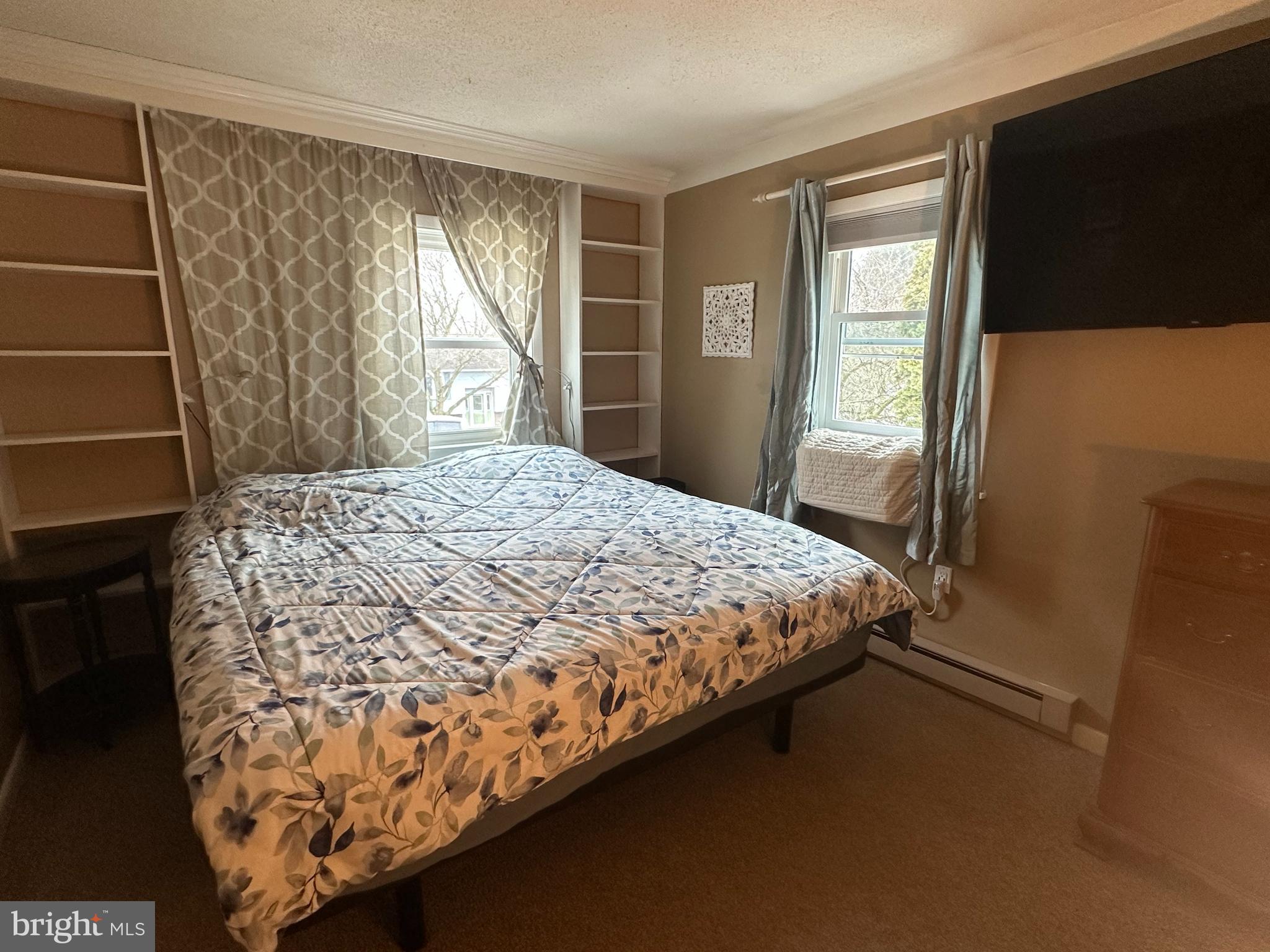 COUNTRY CLUB PARK - Residential