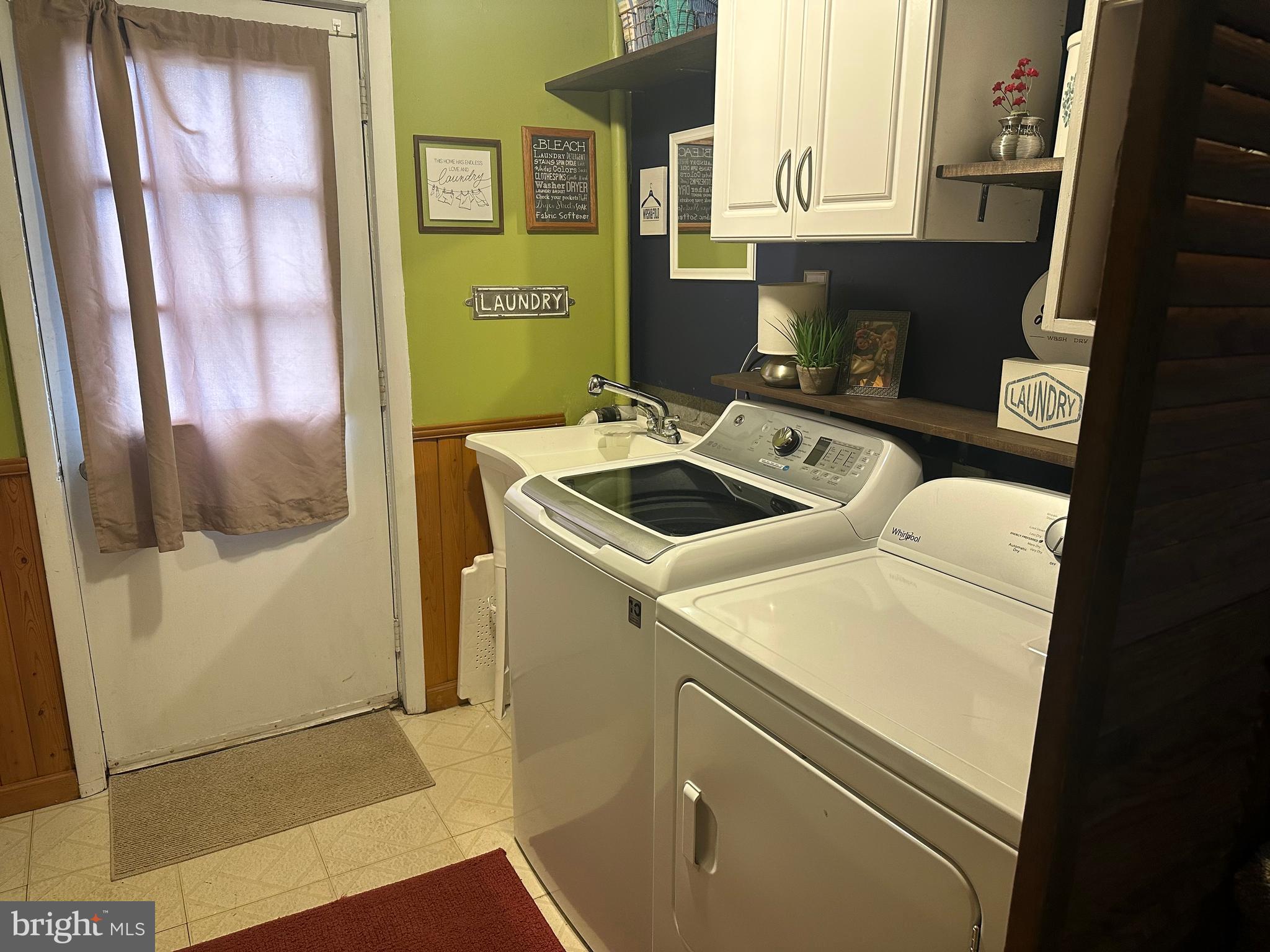 COUNTRY CLUB PARK - Residential