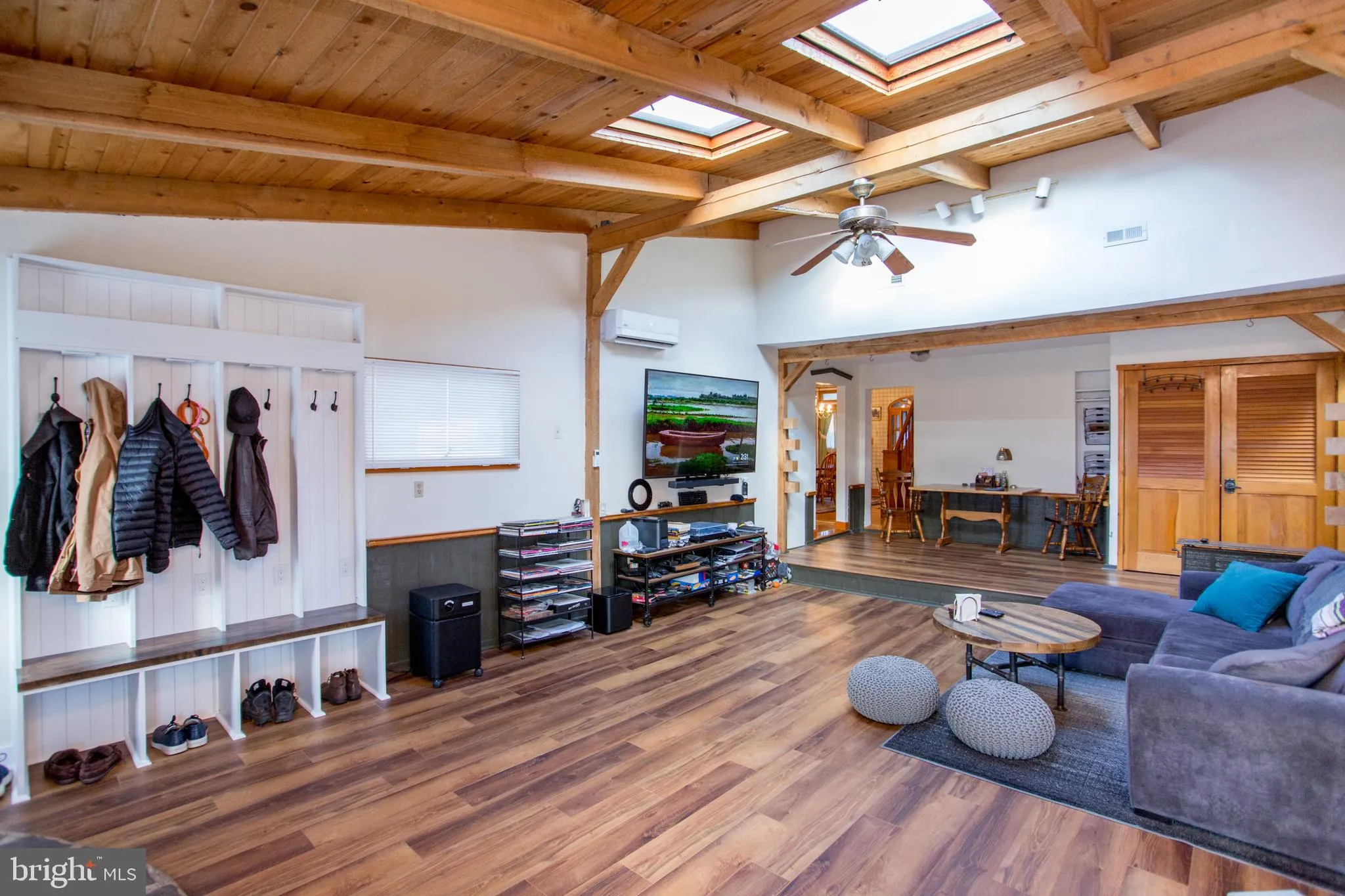 Ottsville, Pennsylvania 18942, United States, 4 Bedrooms Bedrooms, ,2 BathroomsBathrooms,Residential,Contingent,17088