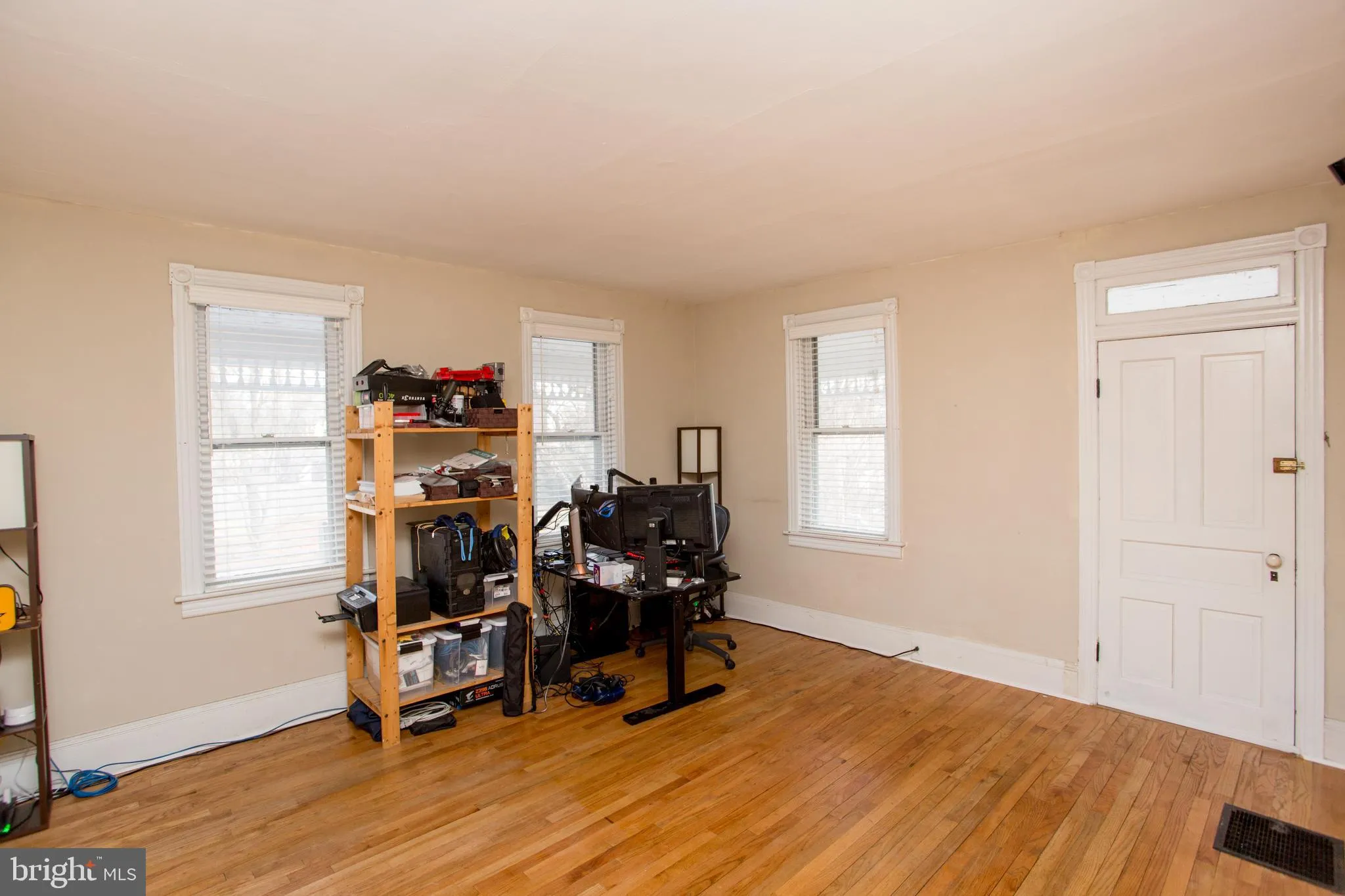 Ottsville, Pennsylvania 18942, United States, 4 Bedrooms Bedrooms, ,2 BathroomsBathrooms,Residential,Contingent,17088