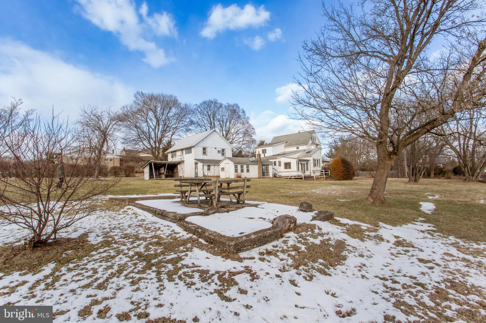 Ottsville, Pennsylvania 18942, United States, 4 Bedrooms Bedrooms, ,2 BathroomsBathrooms,Residential,Contingent,17088