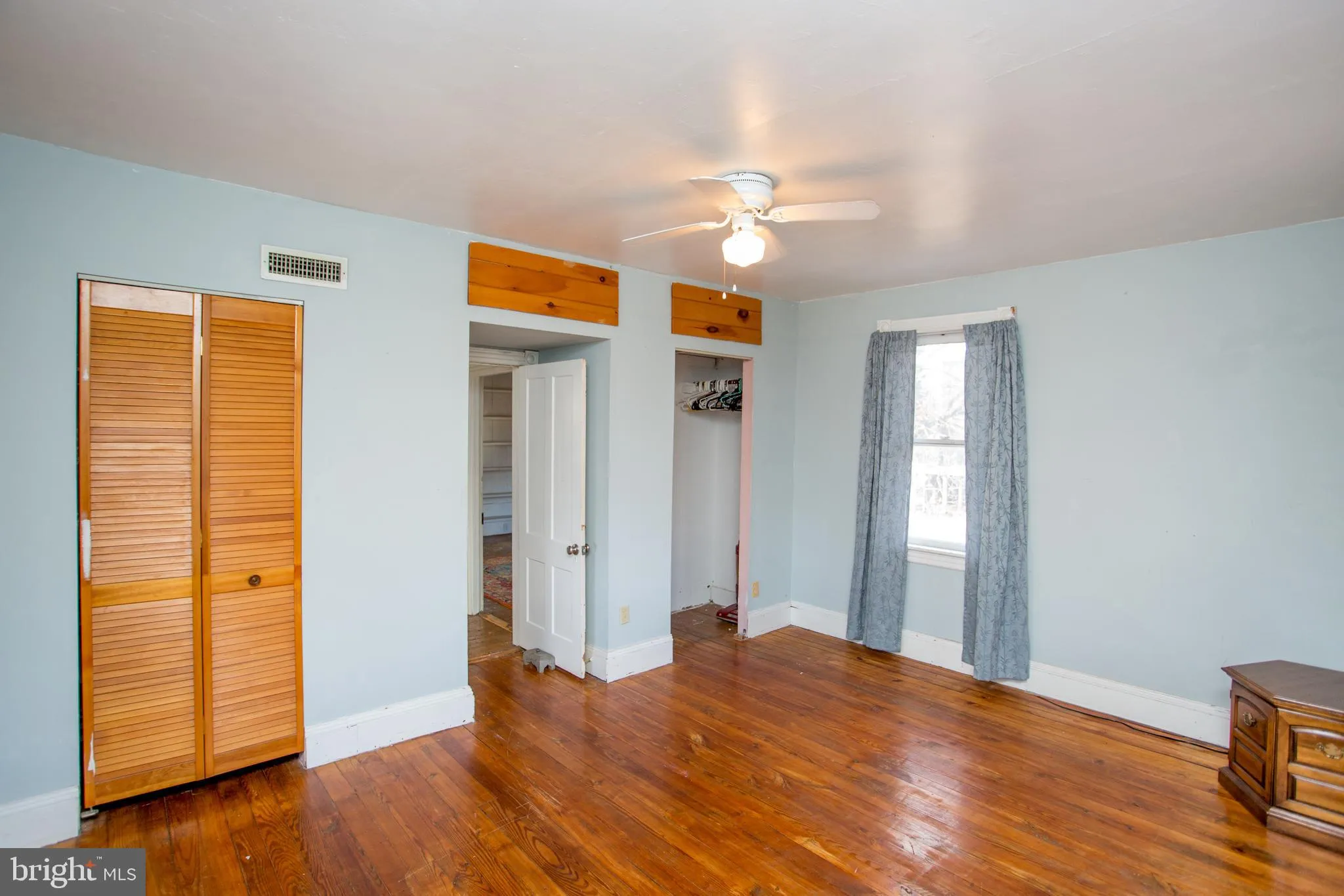 Ottsville, Pennsylvania 18942, United States, 4 Bedrooms Bedrooms, ,2 BathroomsBathrooms,Residential,Contingent,17088