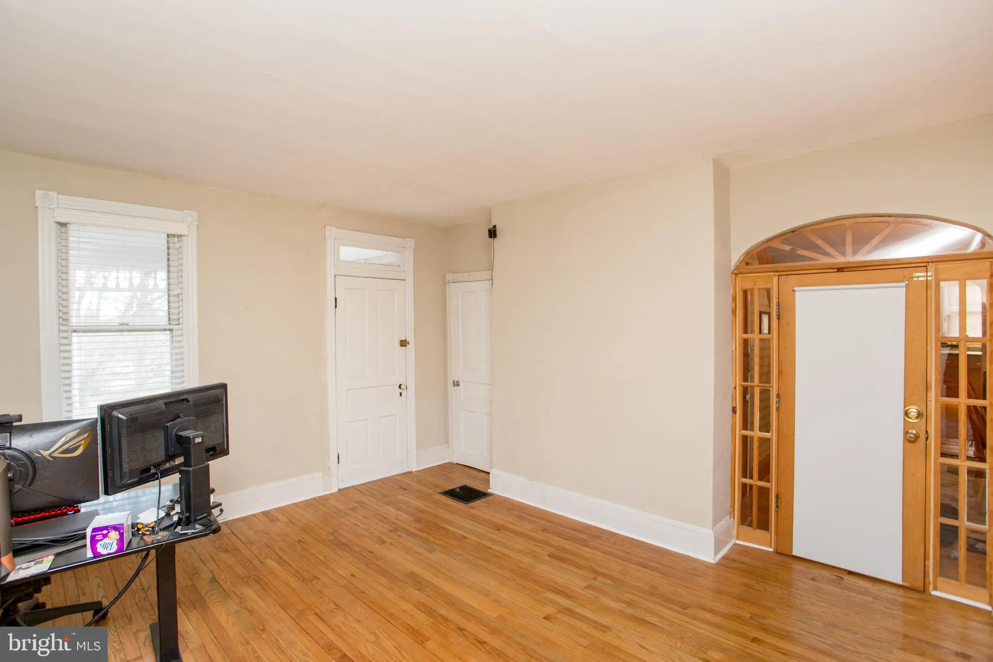 Ottsville, Pennsylvania 18942, United States, 4 Bedrooms Bedrooms, ,2 BathroomsBathrooms,Residential,Contingent,17088