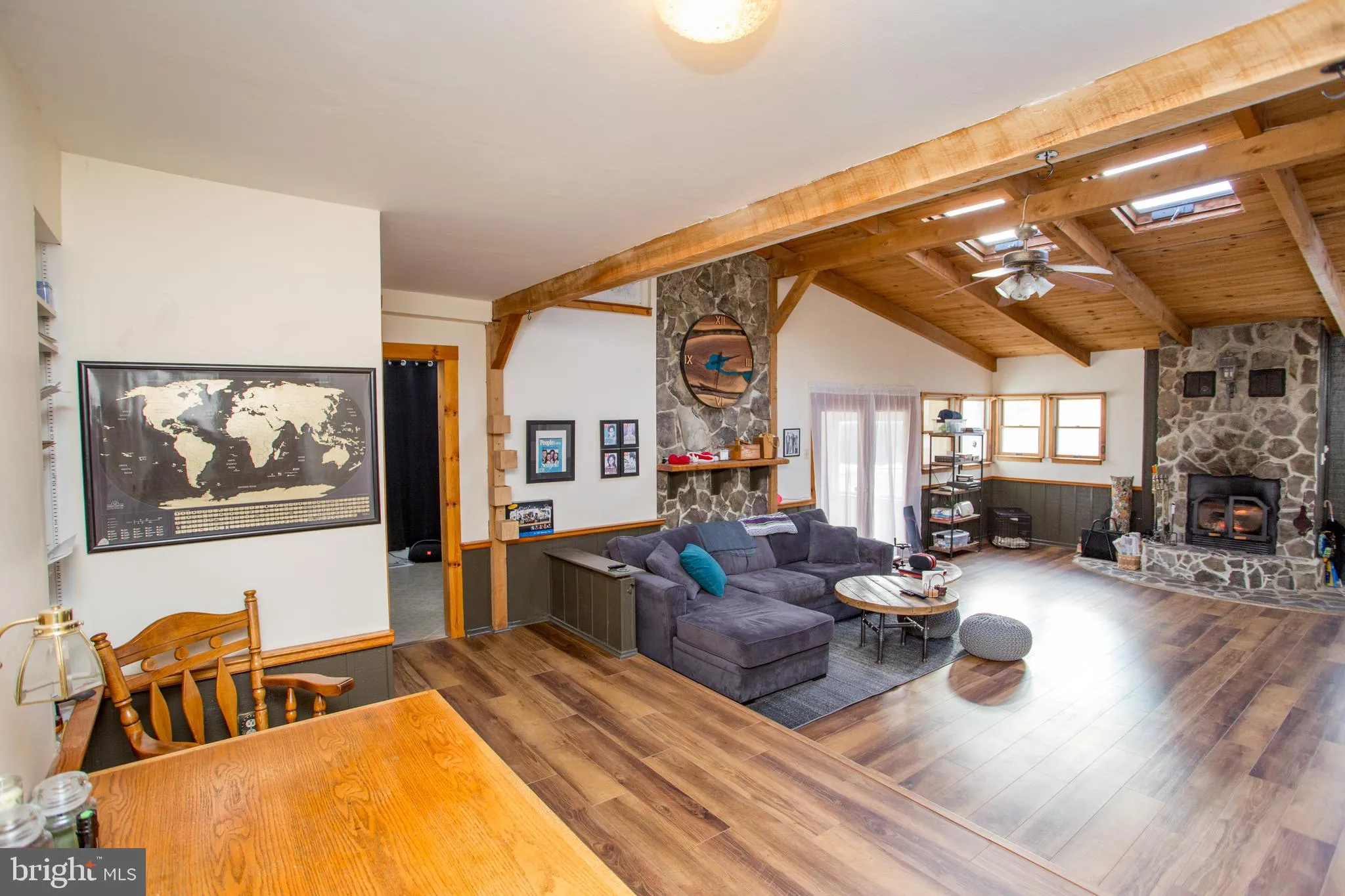 Ottsville, Pennsylvania 18942, United States, 4 Bedrooms Bedrooms, ,2 BathroomsBathrooms,Residential,Contingent,17088