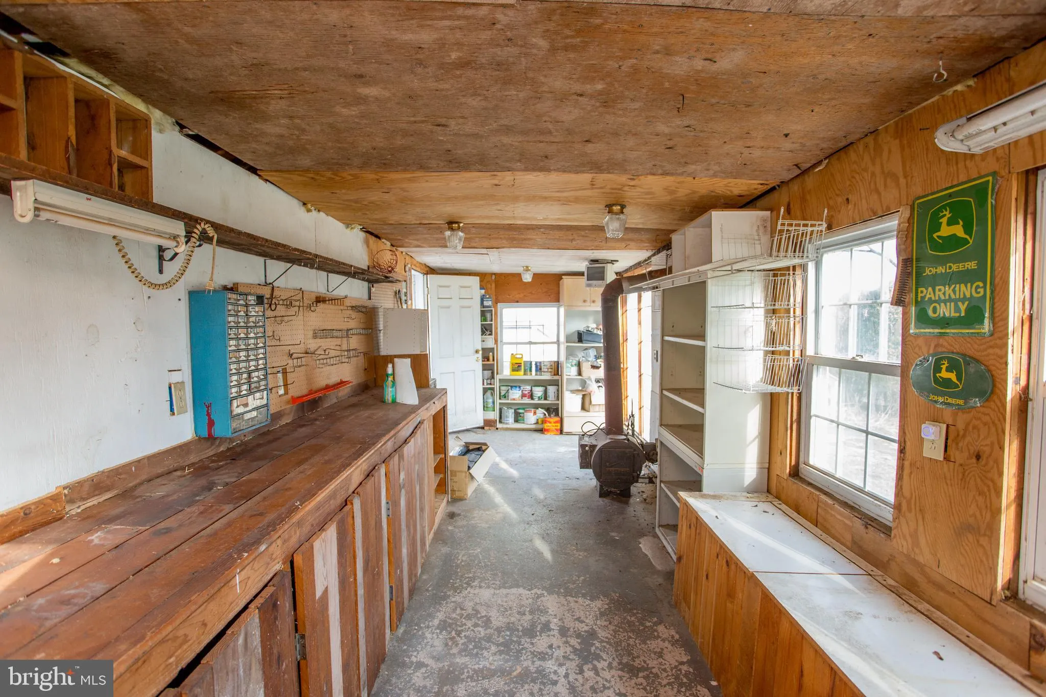 Ottsville, Pennsylvania 18942, United States, 4 Bedrooms Bedrooms, ,2 BathroomsBathrooms,Residential,Contingent,17088