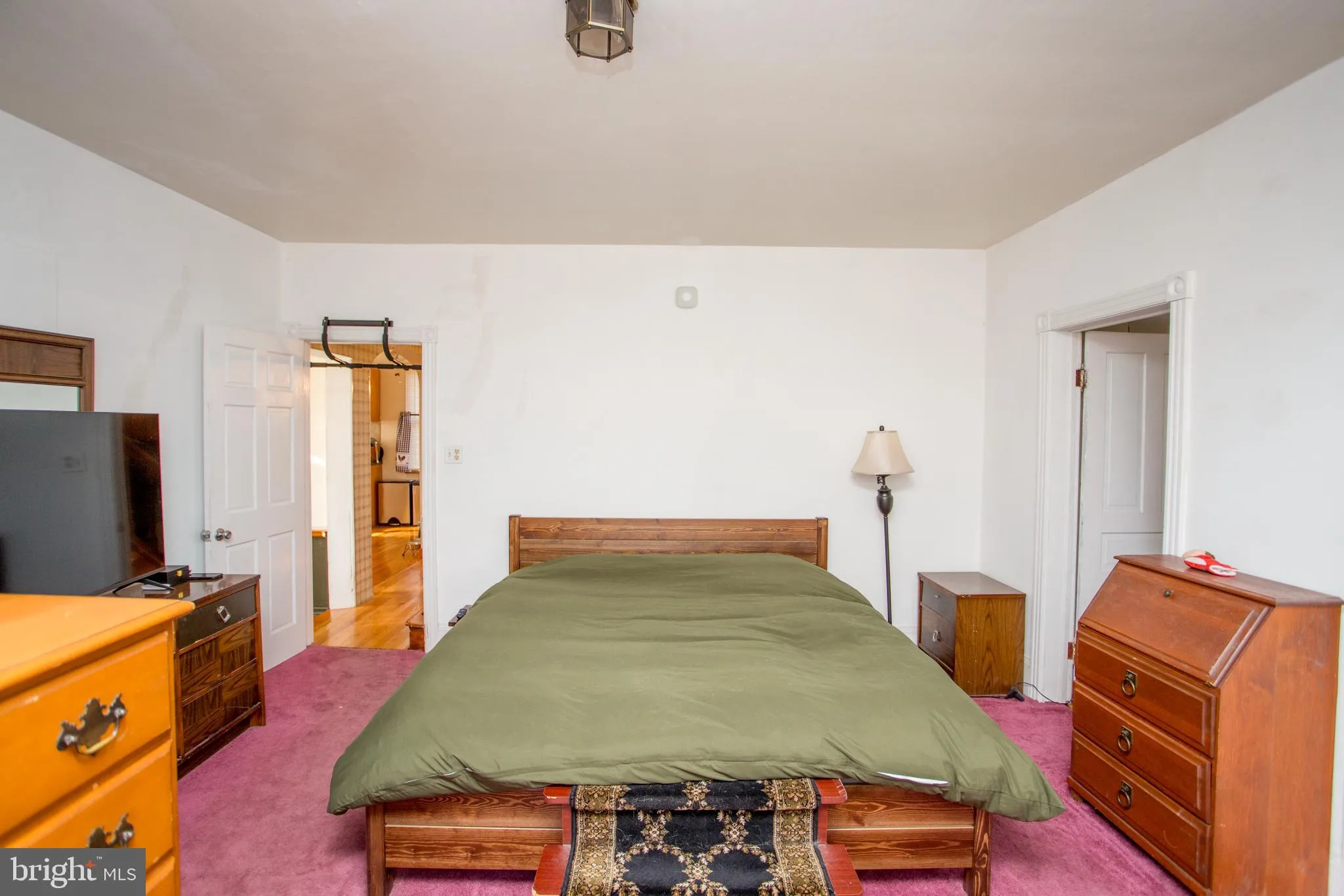 Ottsville, Pennsylvania 18942, United States, 4 Bedrooms Bedrooms, ,2 BathroomsBathrooms,Residential,Contingent,17088