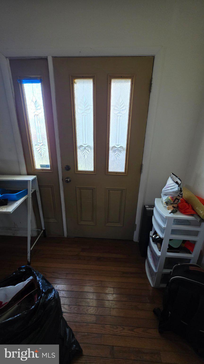 MIDDLETOWN - Residential