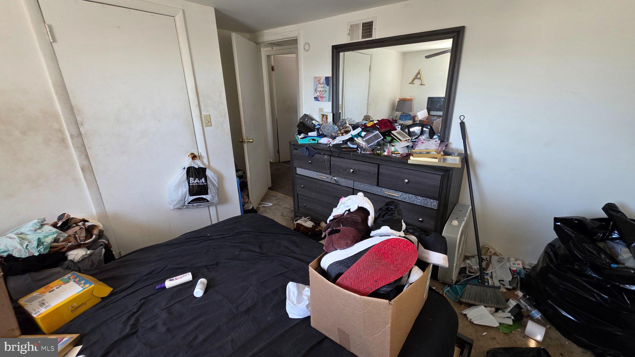 MIDDLETOWN - Residential