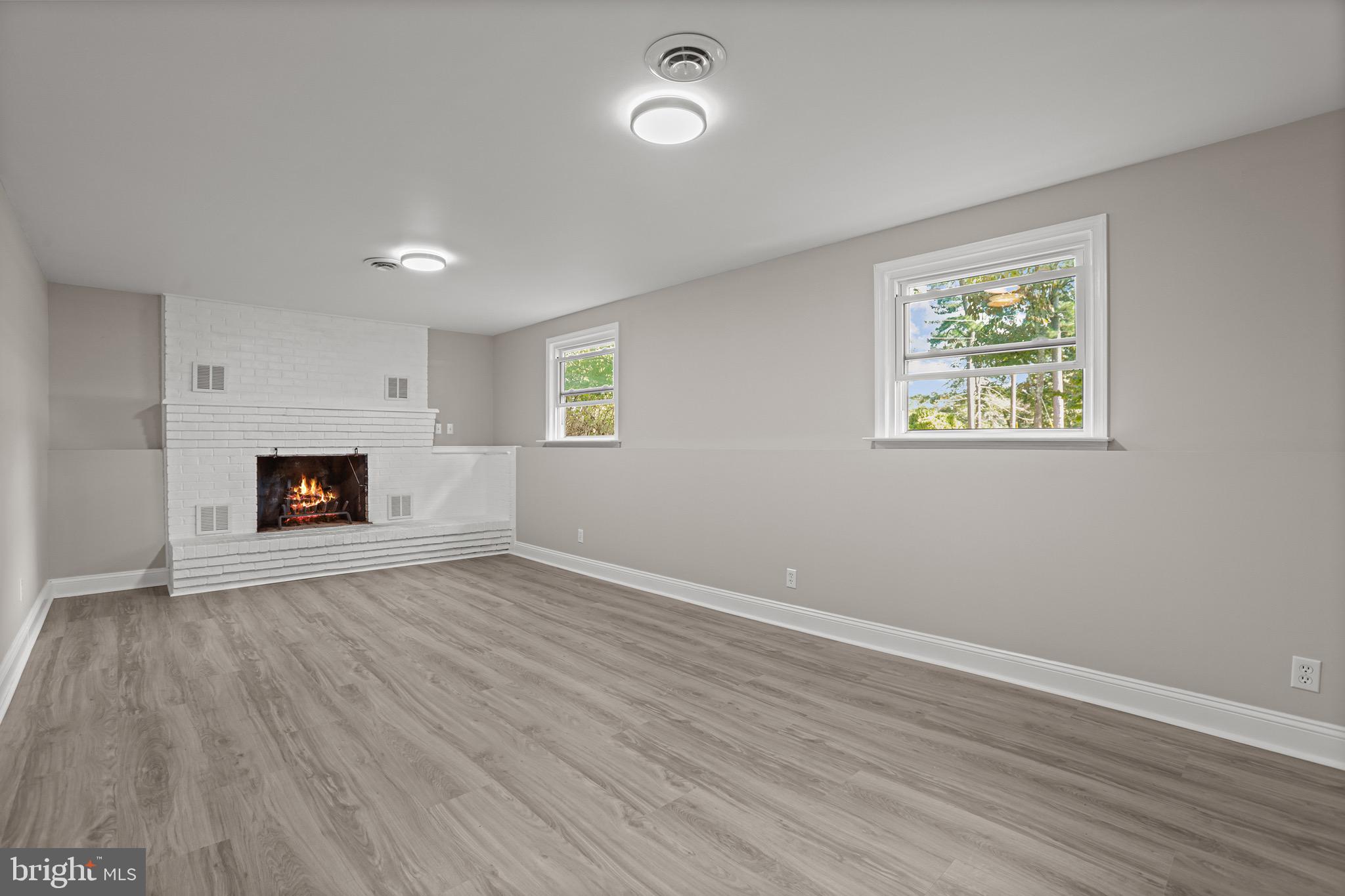 GLEBE HARBOR - Residential