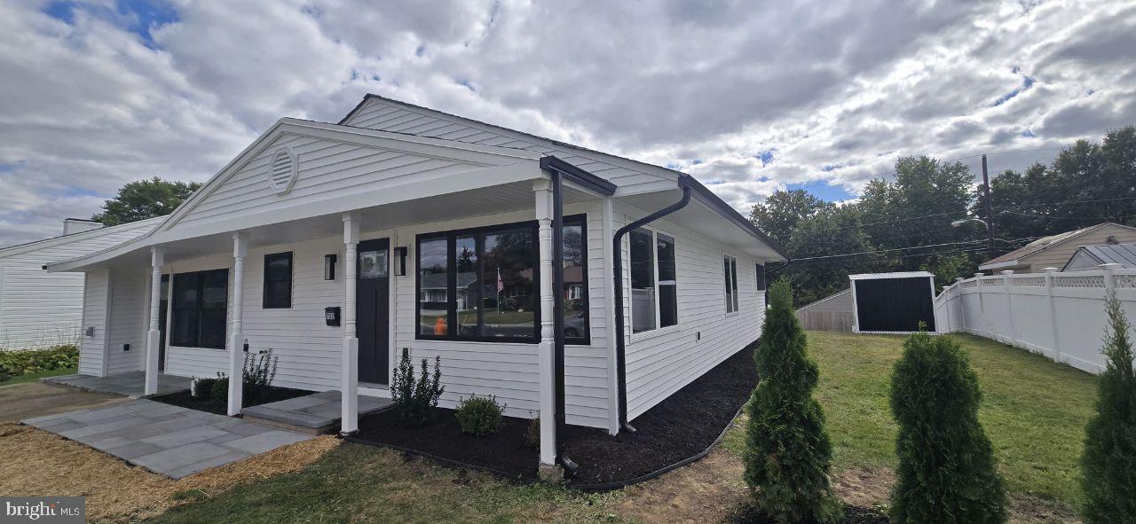 702 BEAUMONT ROAD