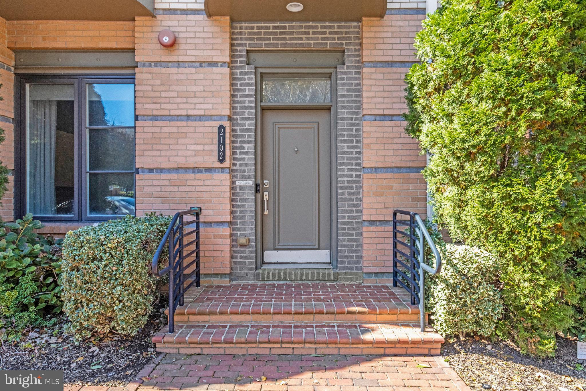 POTOMAC YARD - Residential