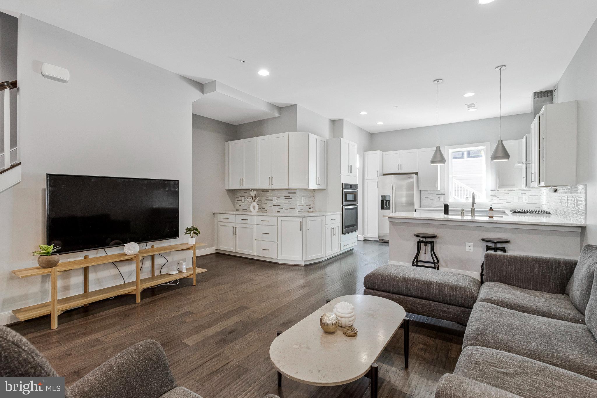 POTOMAC YARD - Residential