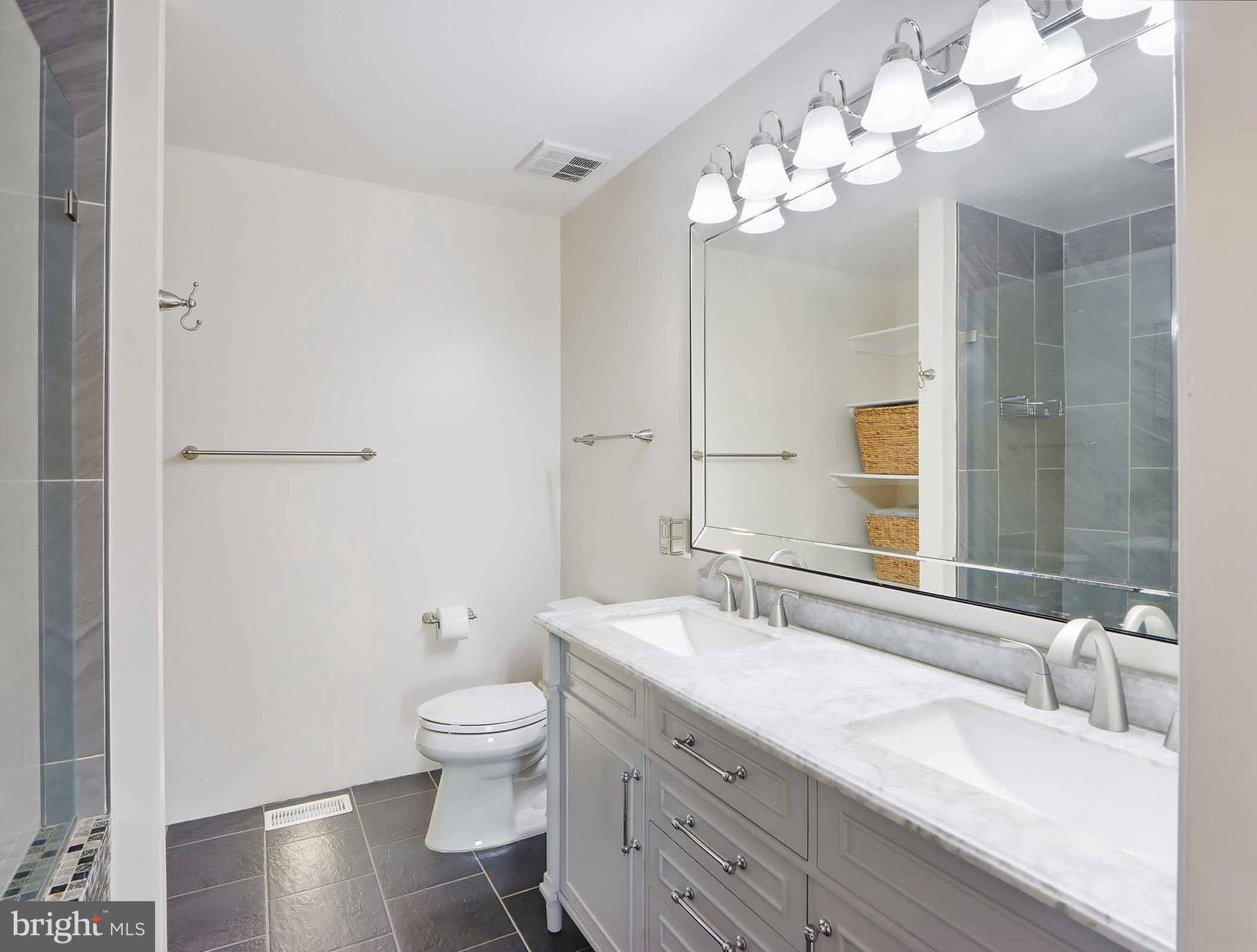 VILLAGE OF RIVER HILL - Residential