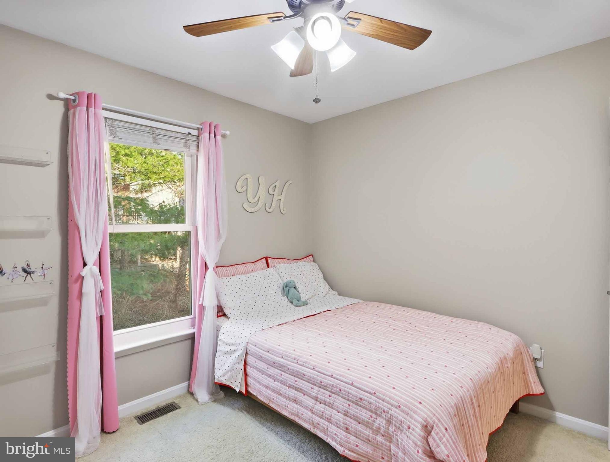 VILLAGE OF RIVER HILL - Residential