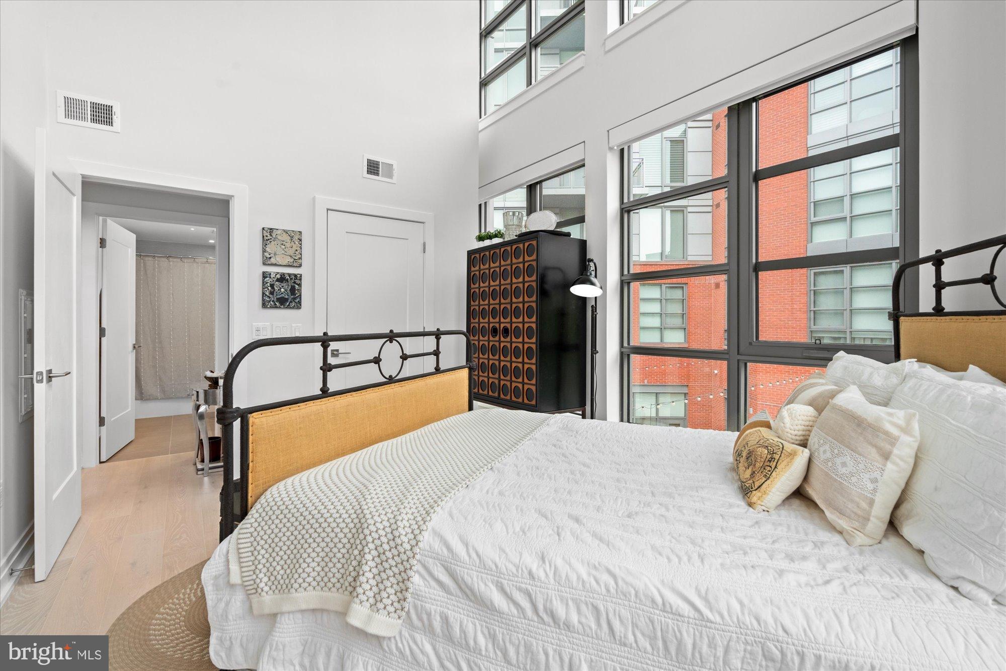 OLD TOWN NORTH - Residential