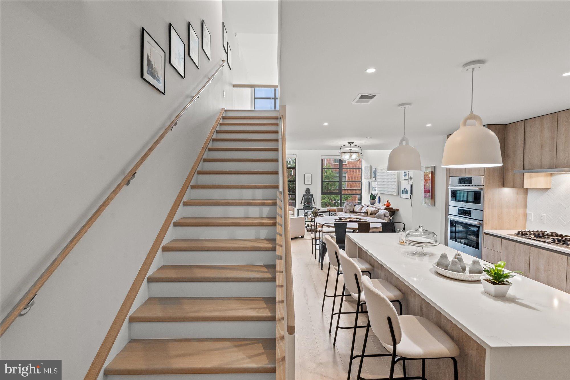 OLD TOWN NORTH - Residential