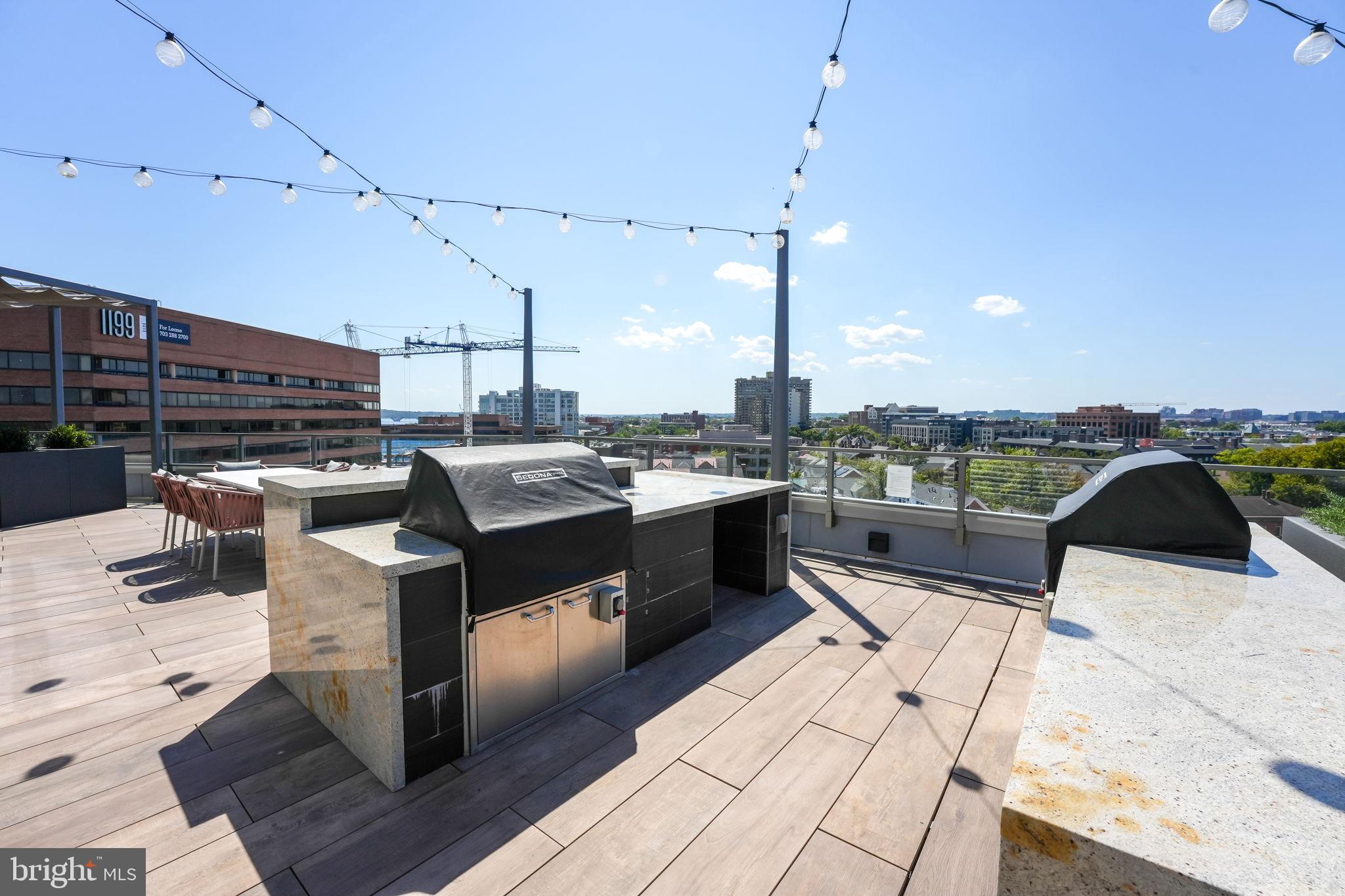 OLD TOWN NORTH - Residential