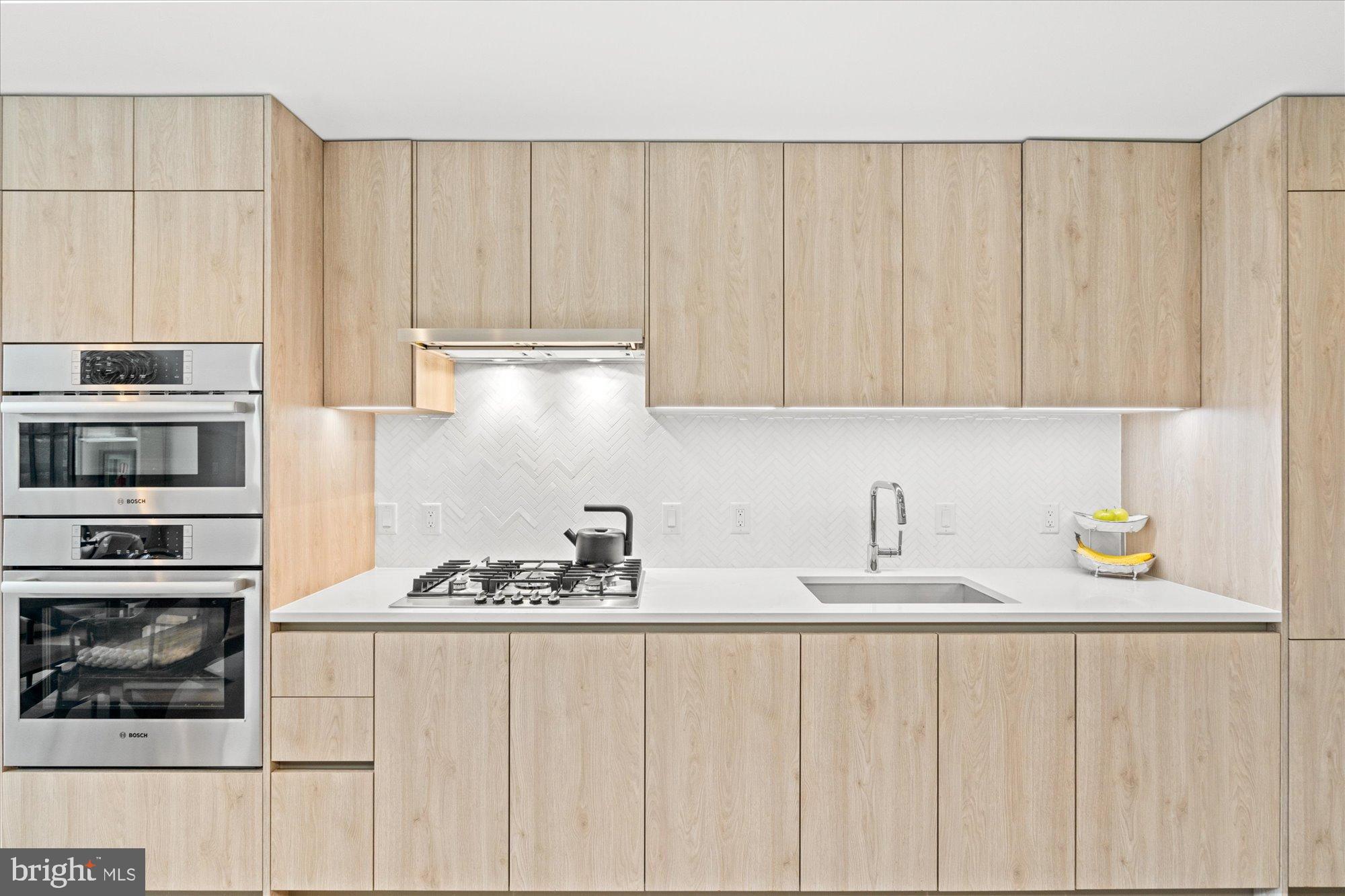 OLD TOWN NORTH - Residential