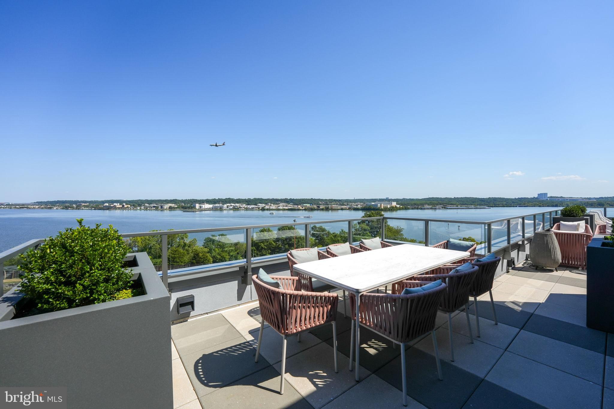 OLD TOWN NORTH - Residential