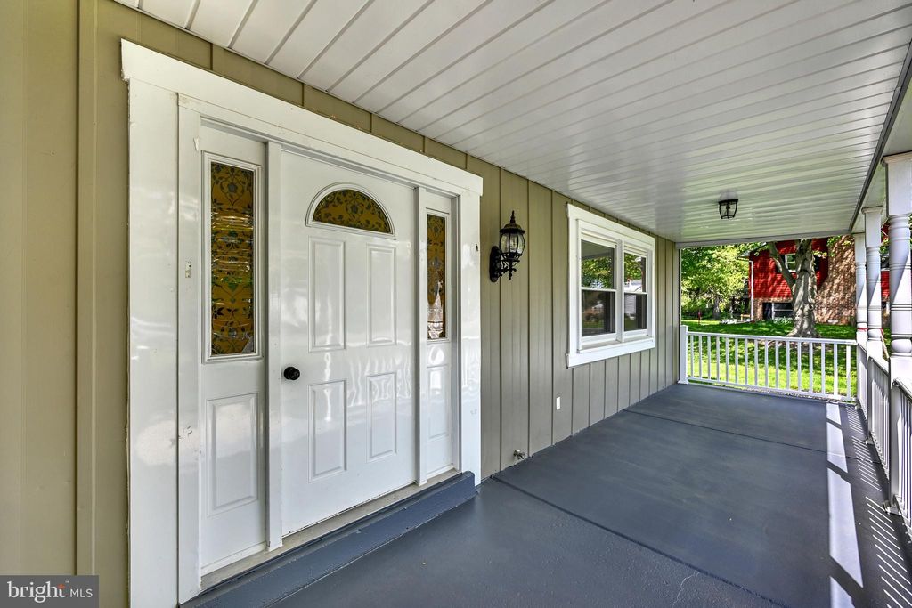 Photo of 1552 Duff Land Drive, Landisville, PA 17538 (MLS # PALA2050410)