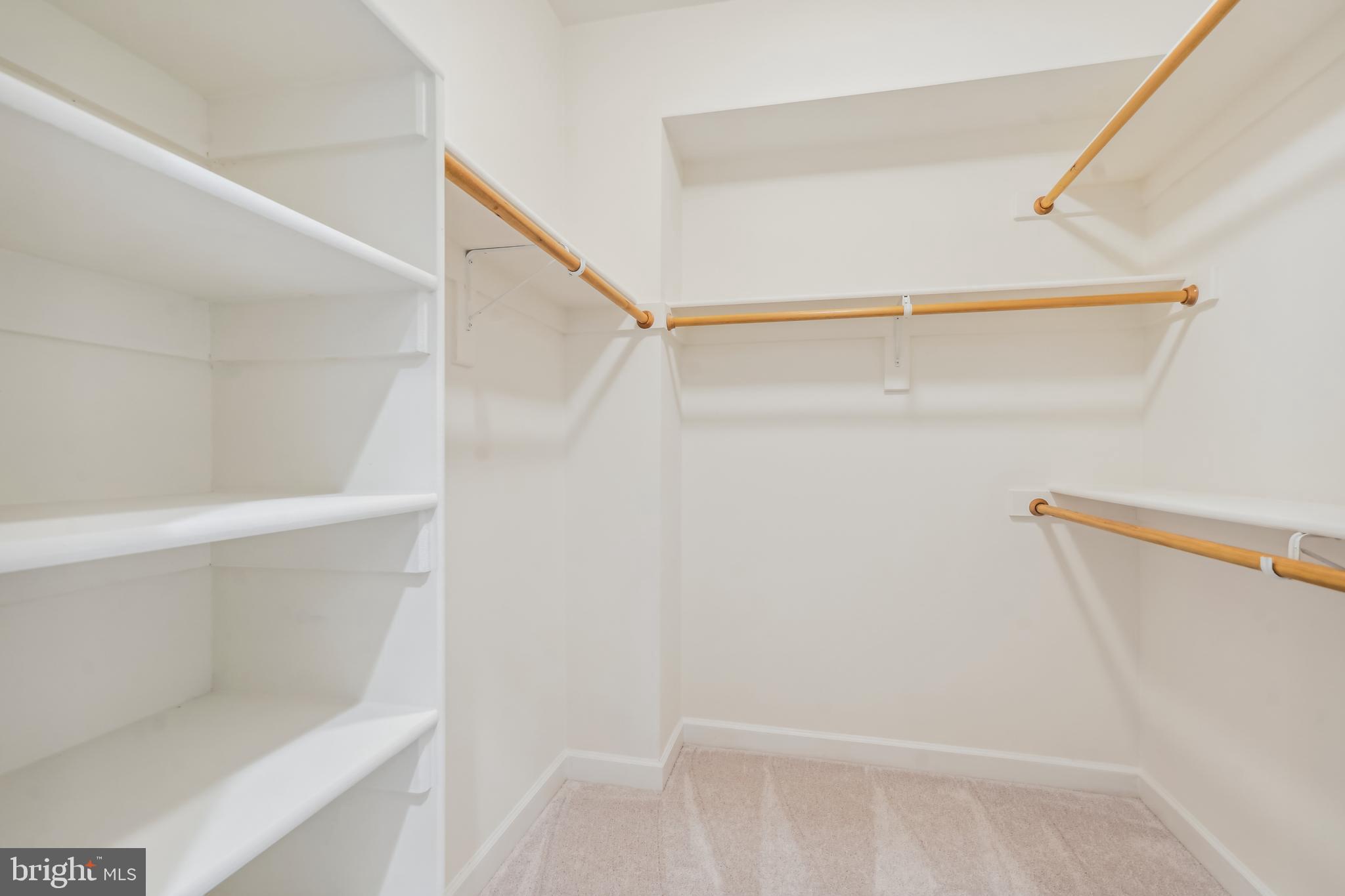 CHATHAM SQUARE - Residential