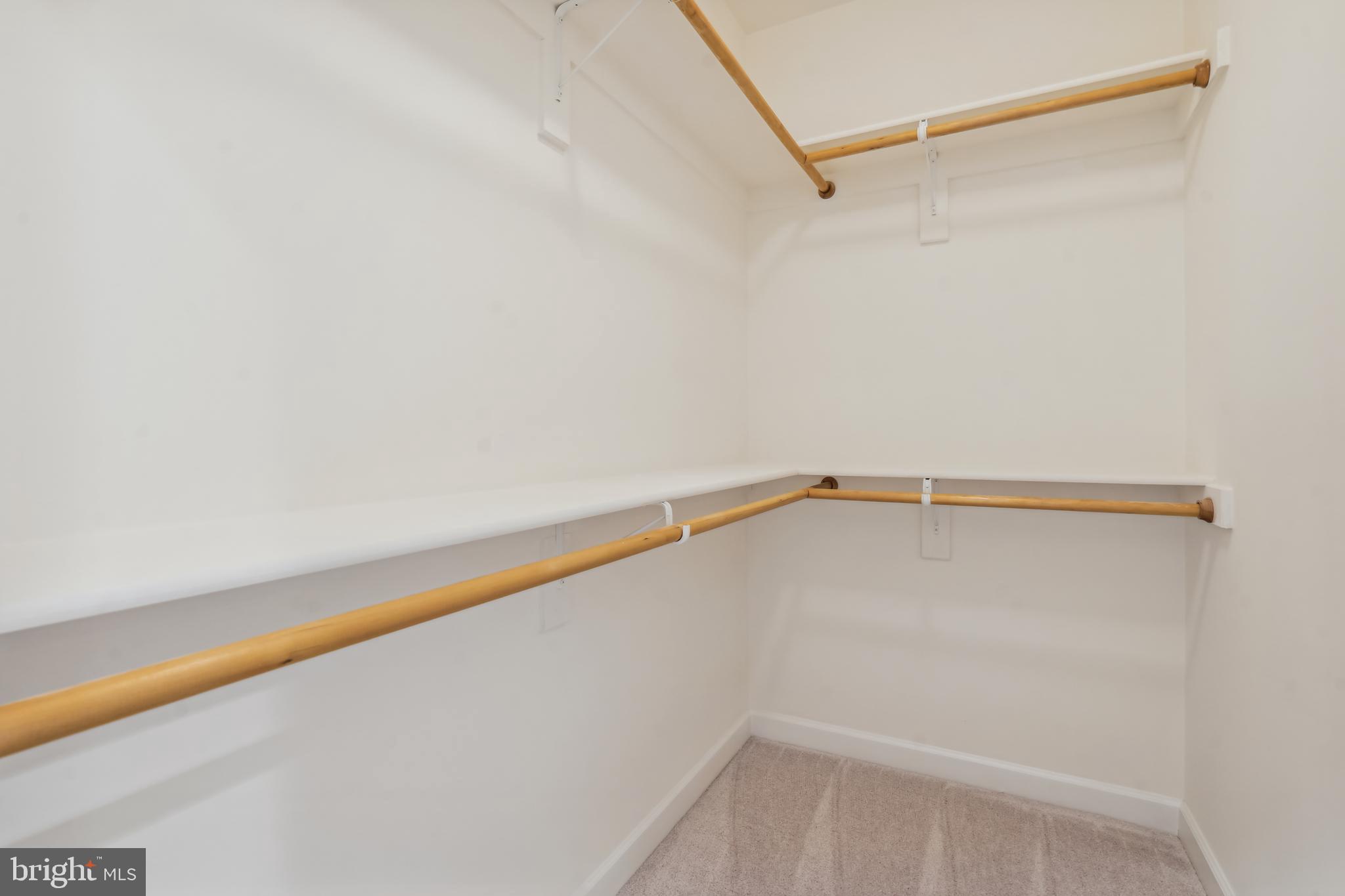 CHATHAM SQUARE - Residential