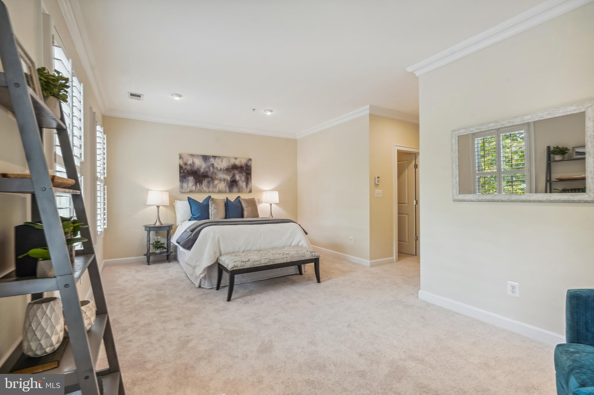 CHATHAM SQUARE - Residential