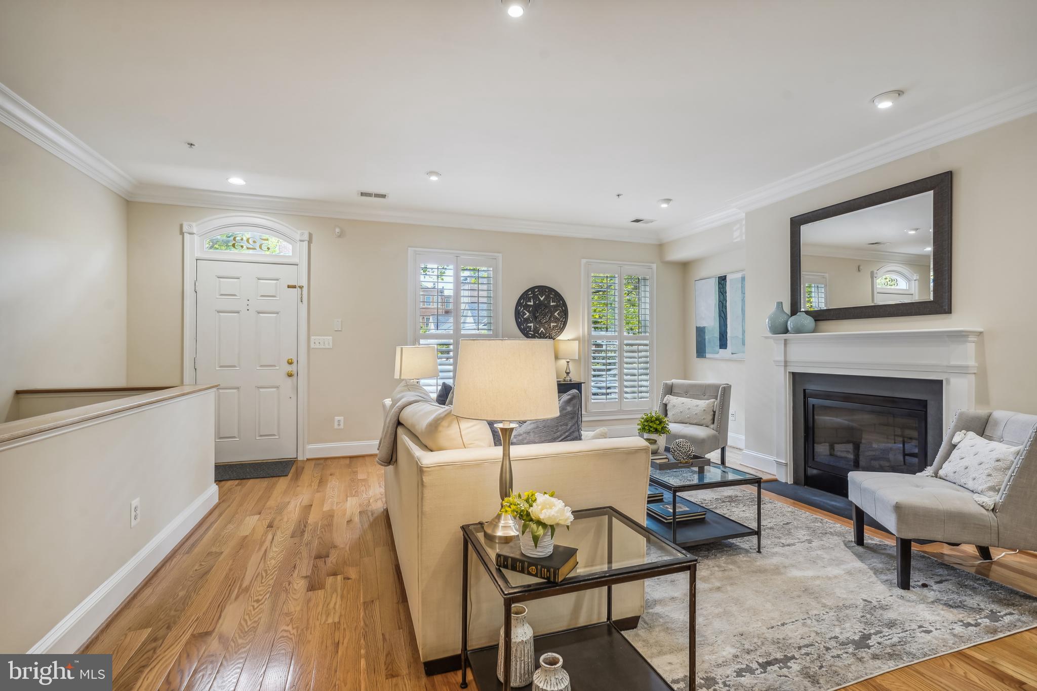 CHATHAM SQUARE - Residential