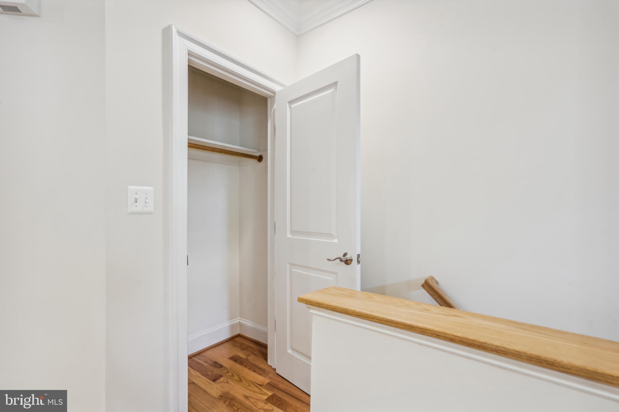 CHATHAM SQUARE - Residential