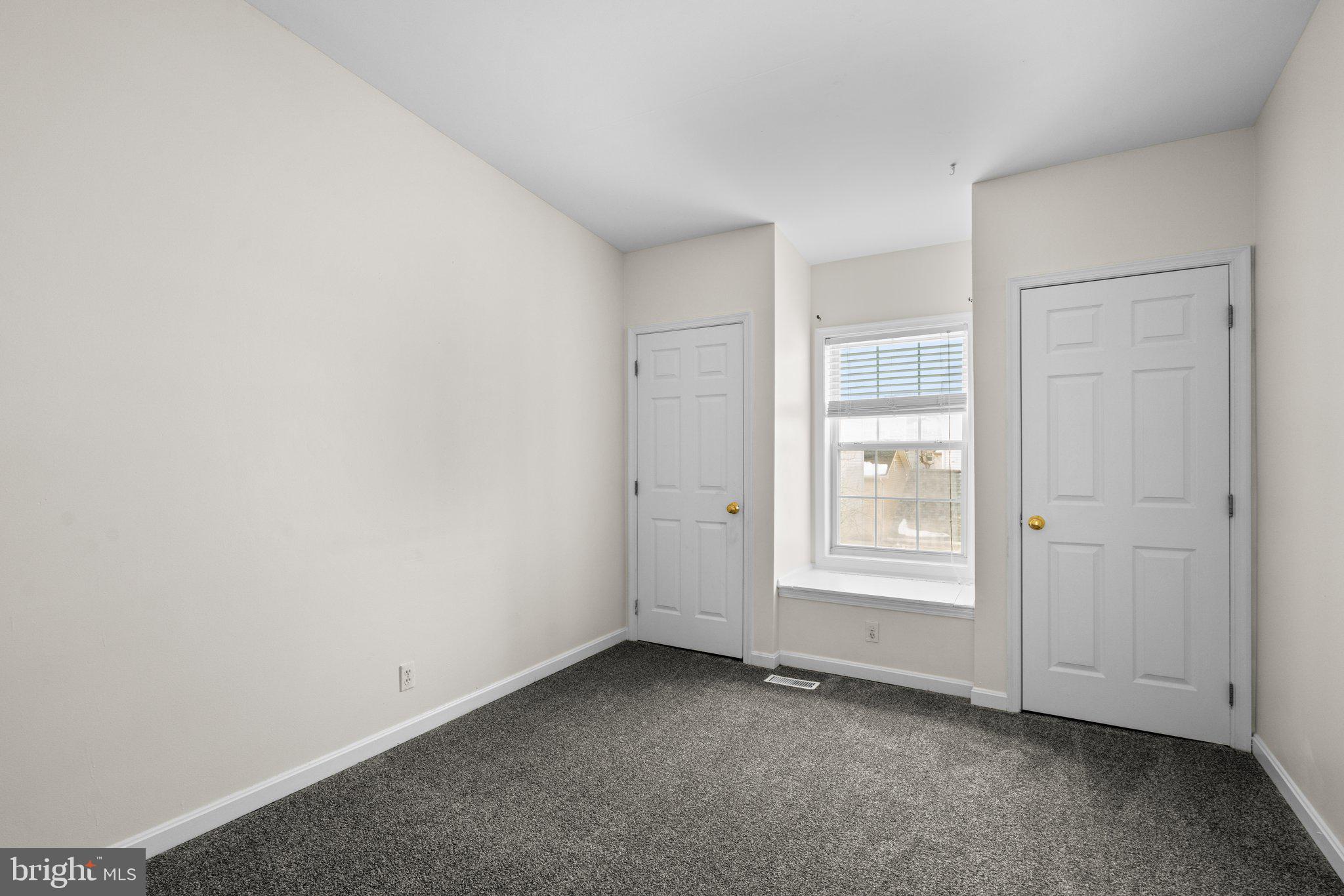 NEW COLONY VILLAGE - Residential