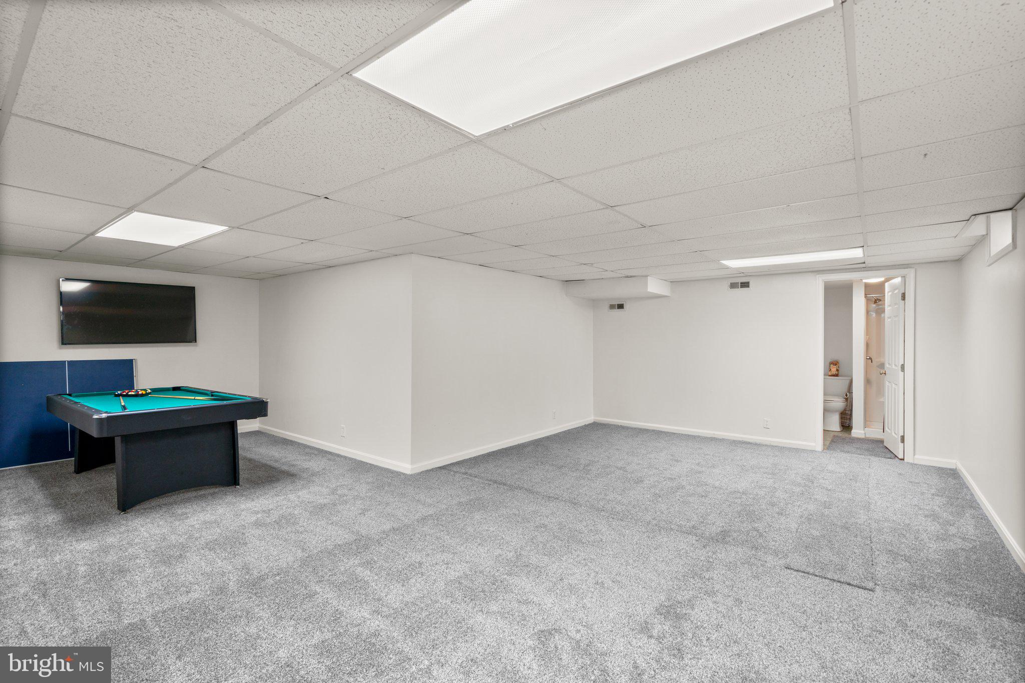 NEW COLONY VILLAGE - Residential