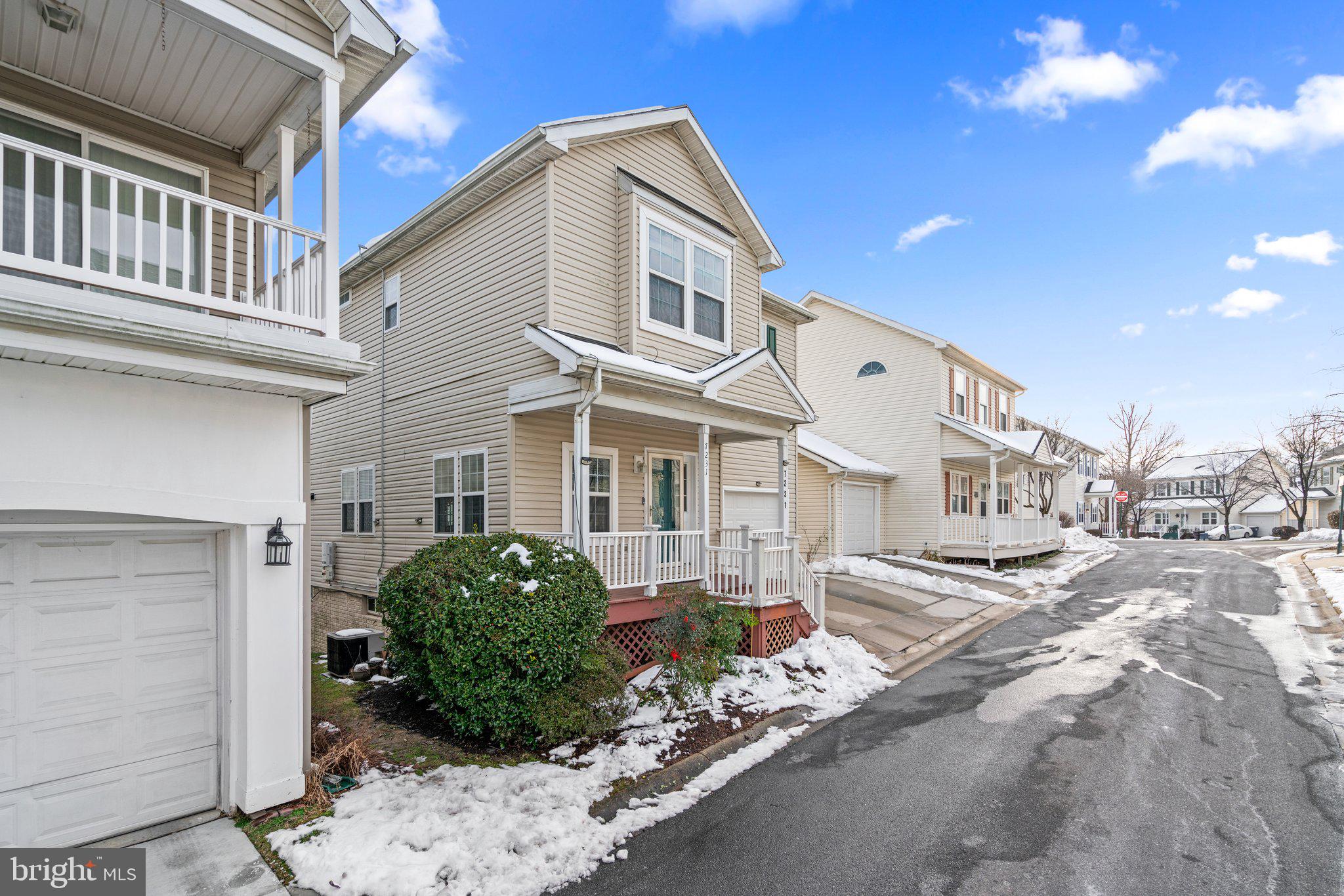 NEW COLONY VILLAGE - Residential