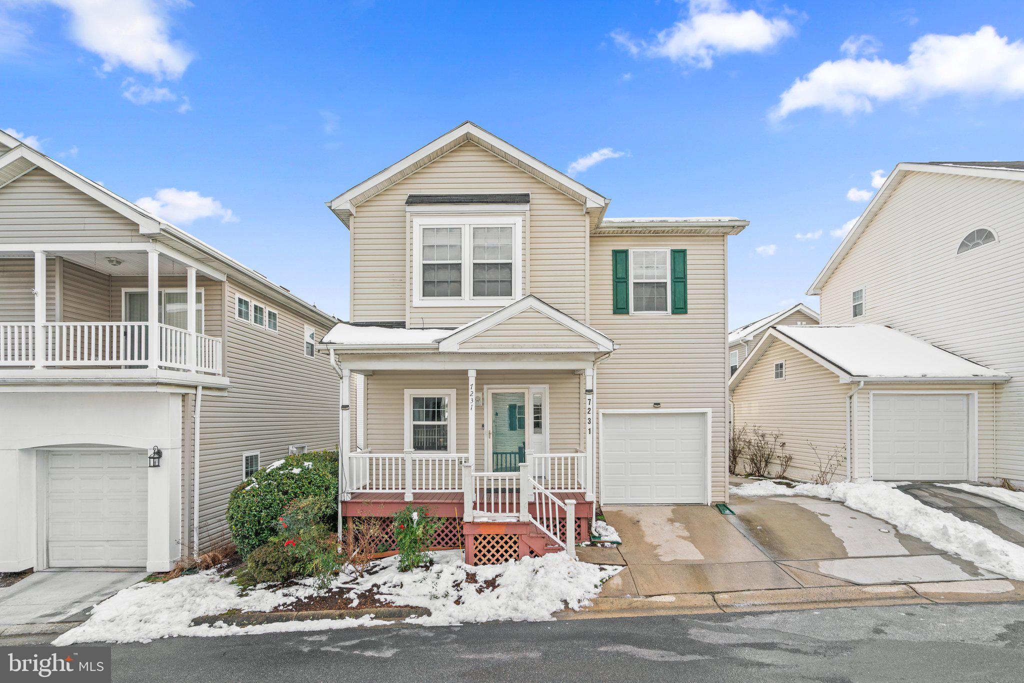 NEW COLONY VILLAGE - Residential