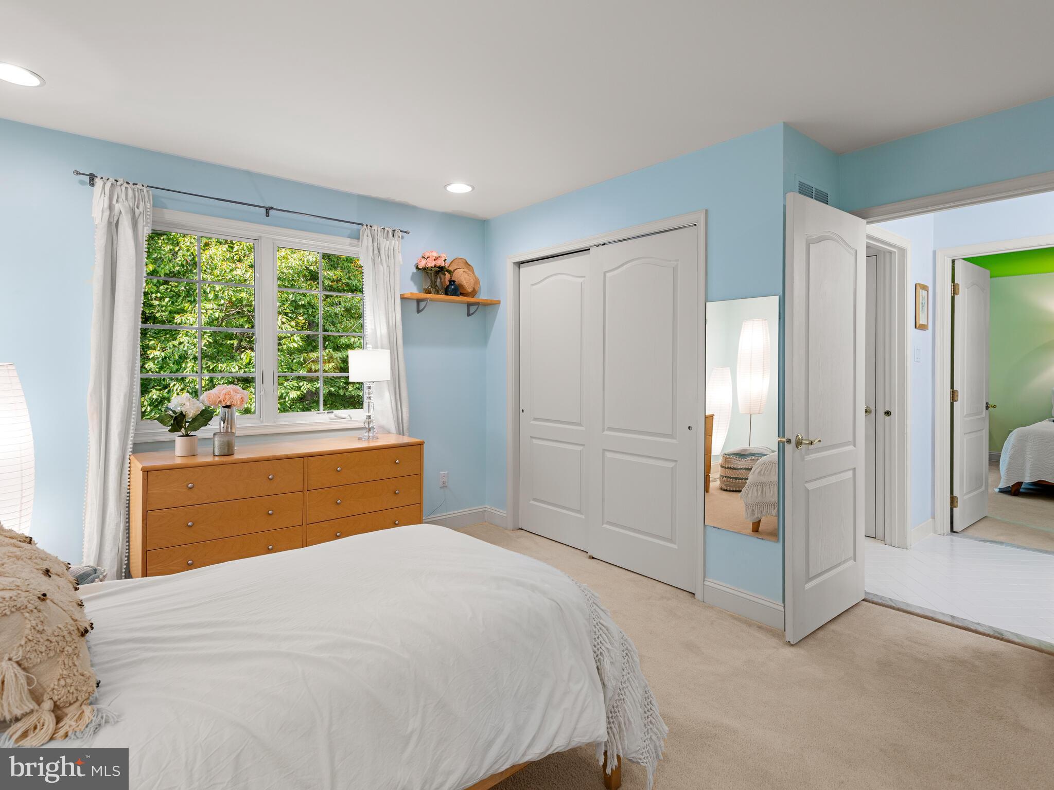 VALLEY FORGE WOODS - Residential