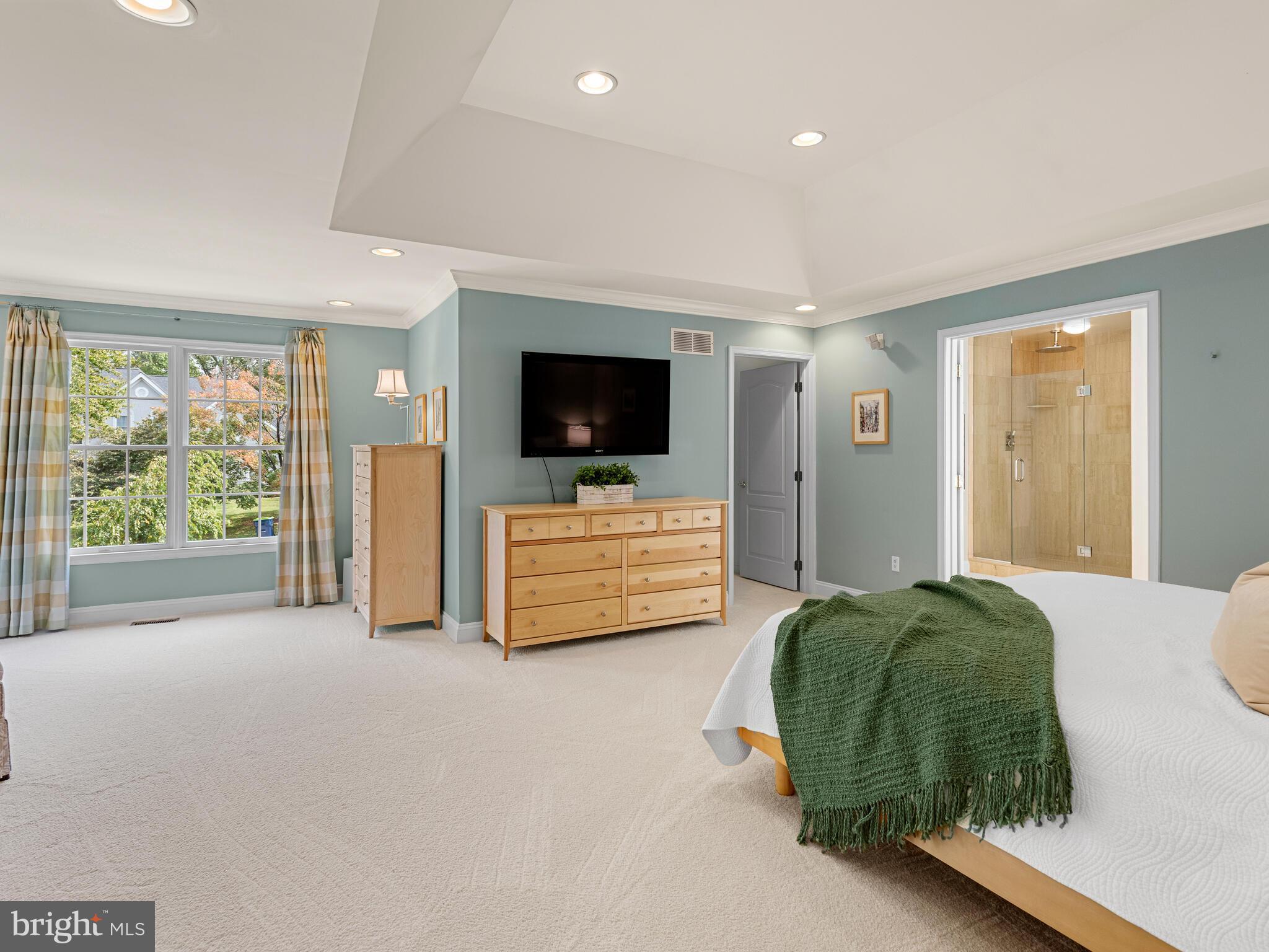 VALLEY FORGE WOODS - Residential