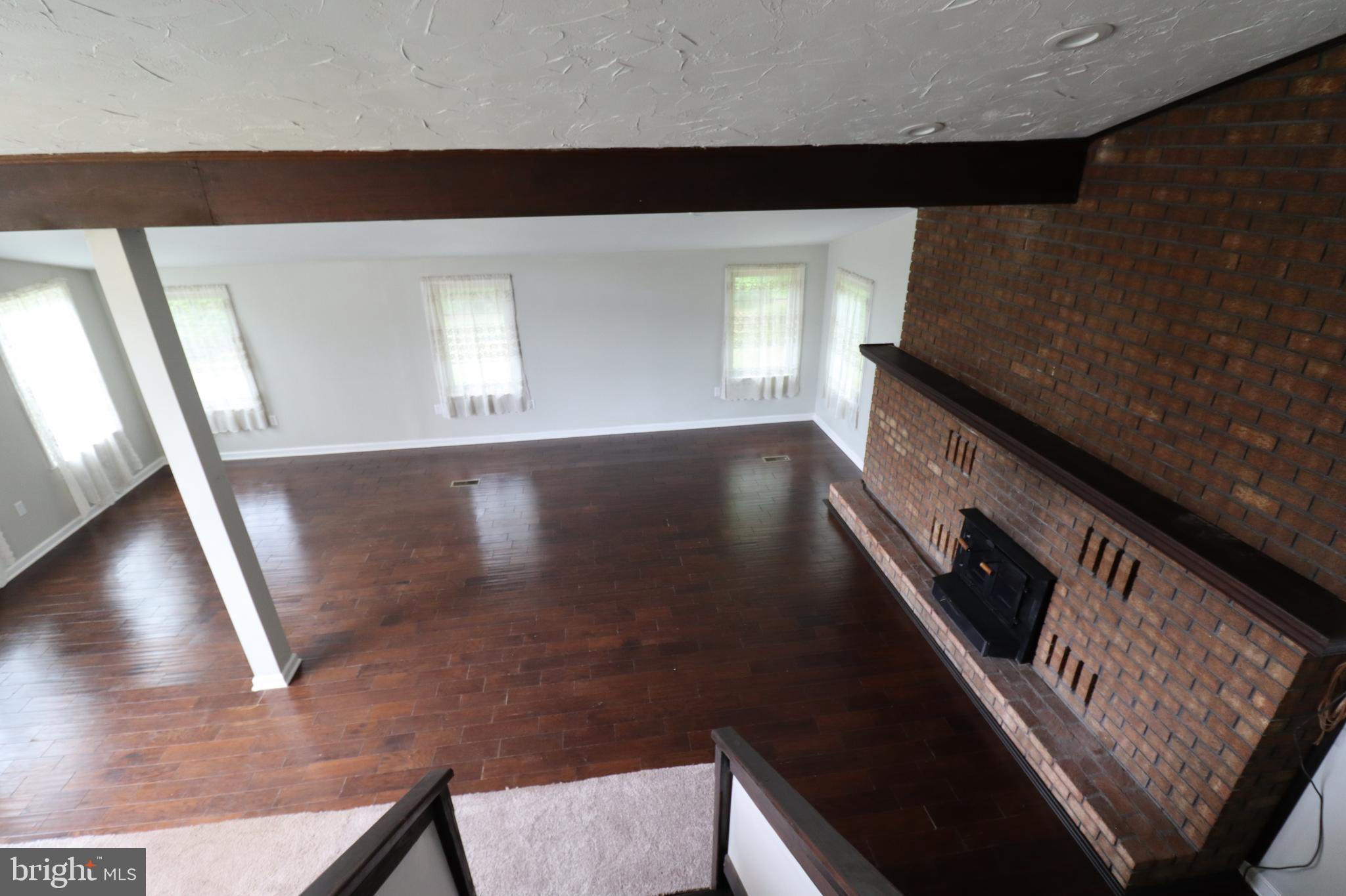 WEST MANHEIM - Residential