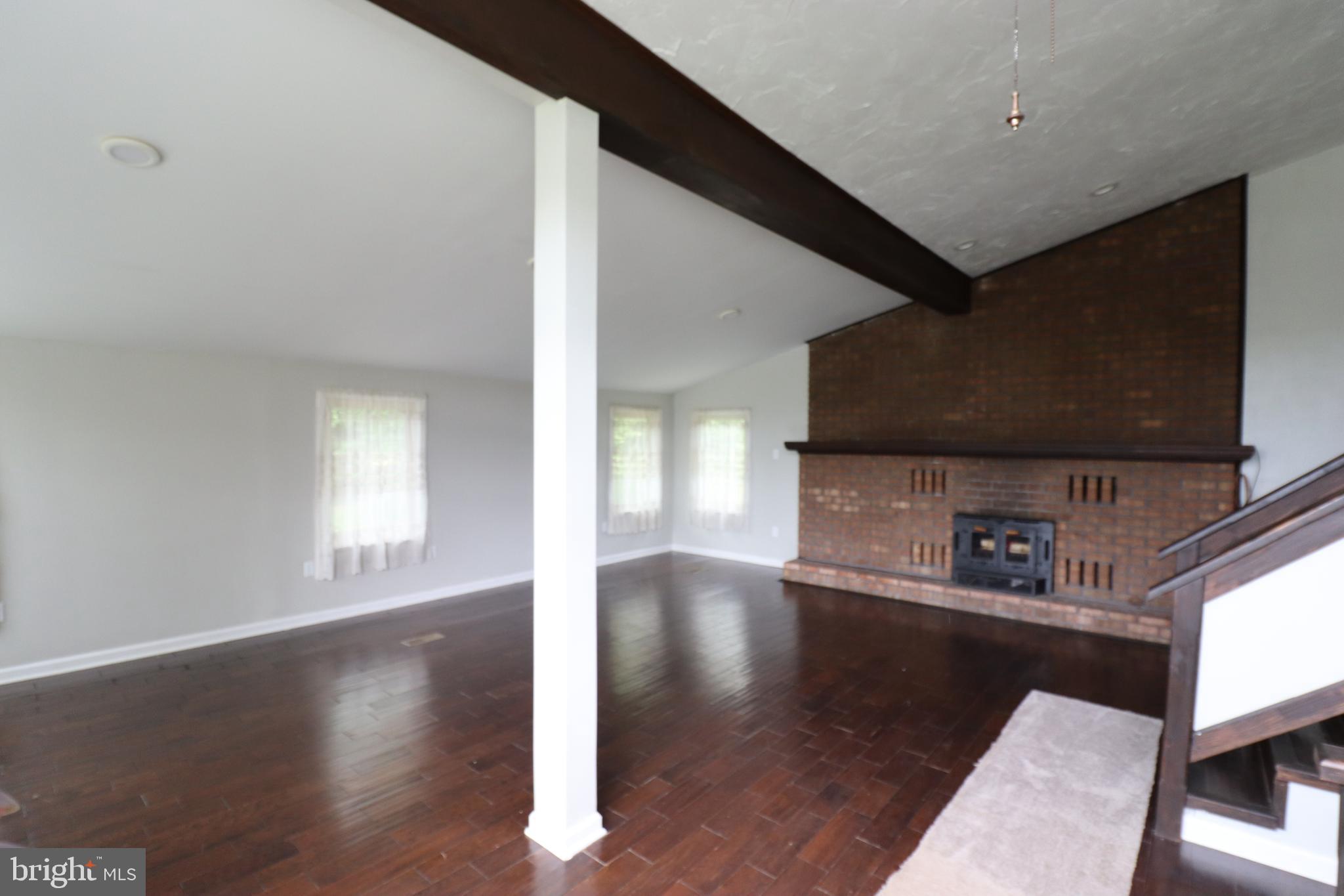 WEST MANHEIM - Residential