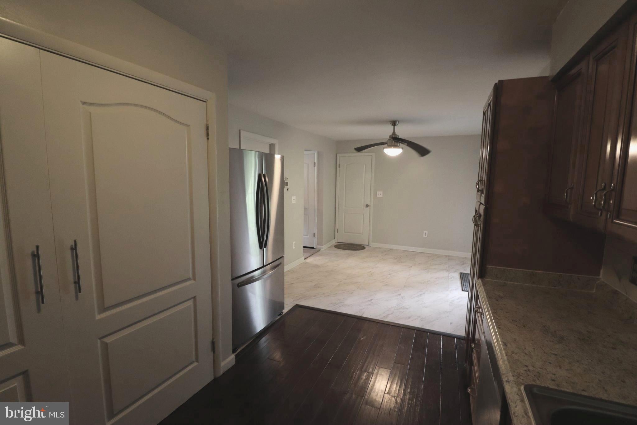 WEST MANHEIM - Residential