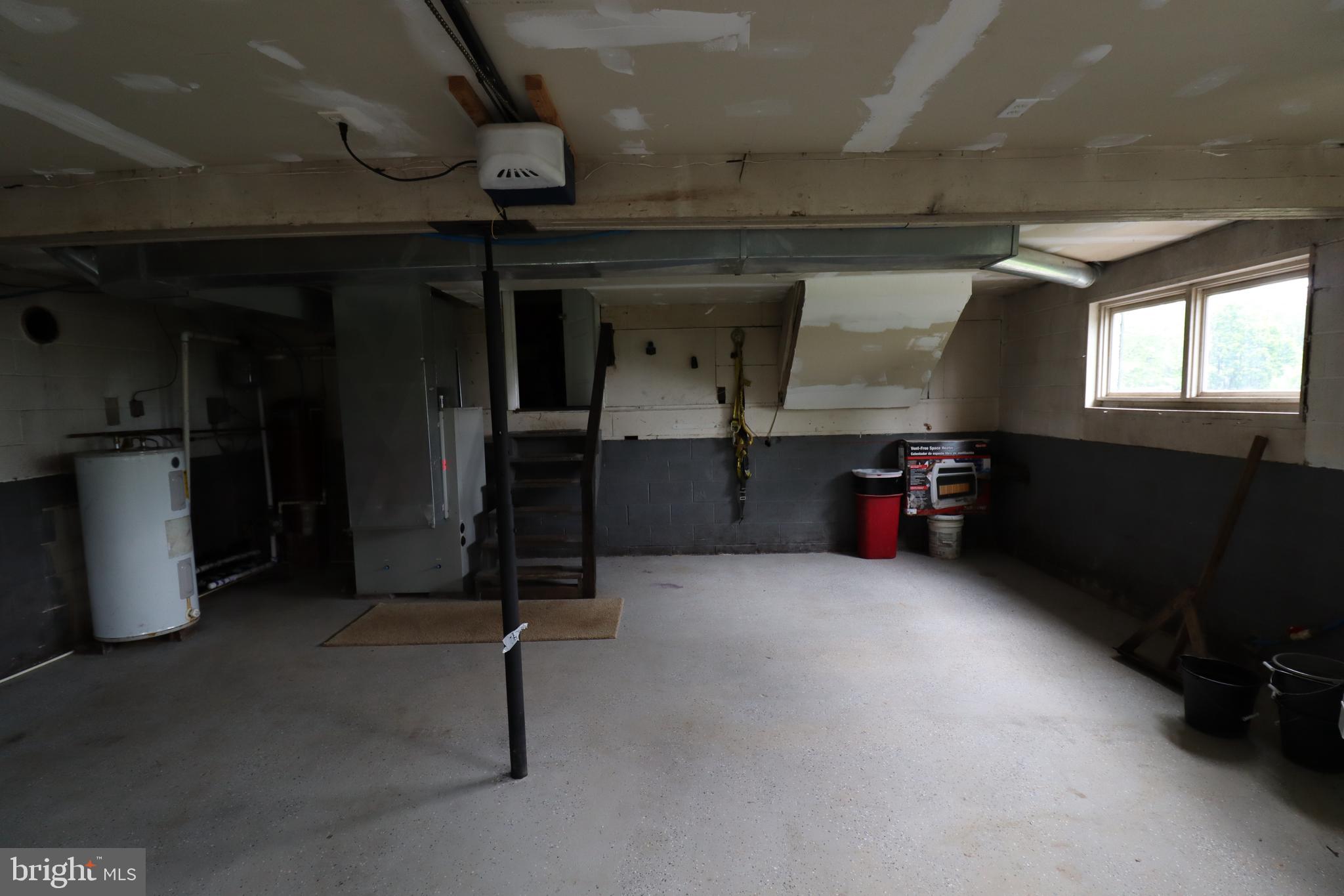 WEST MANHEIM - Residential