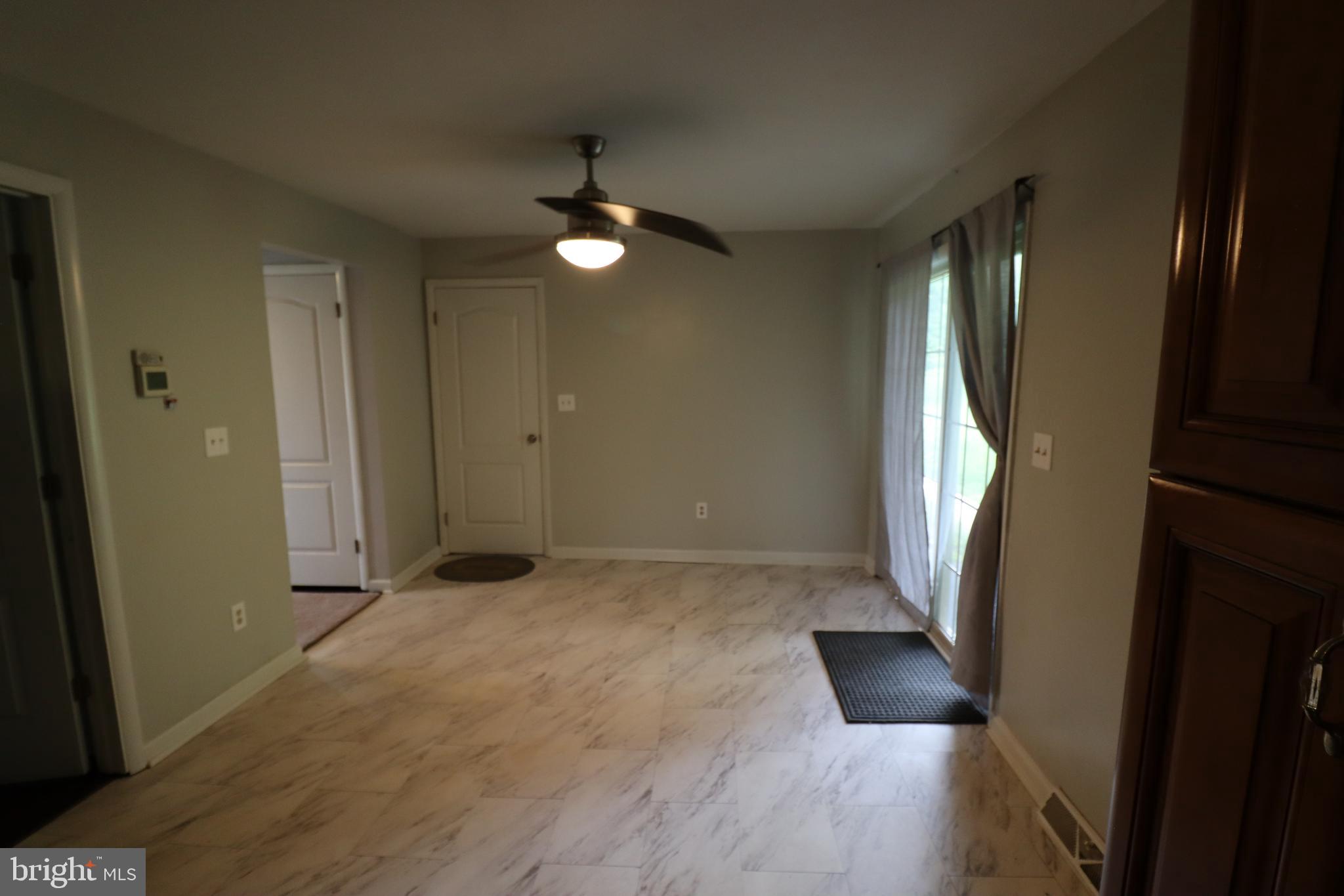 WEST MANHEIM - Residential