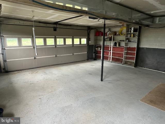 WEST MANHEIM - Residential