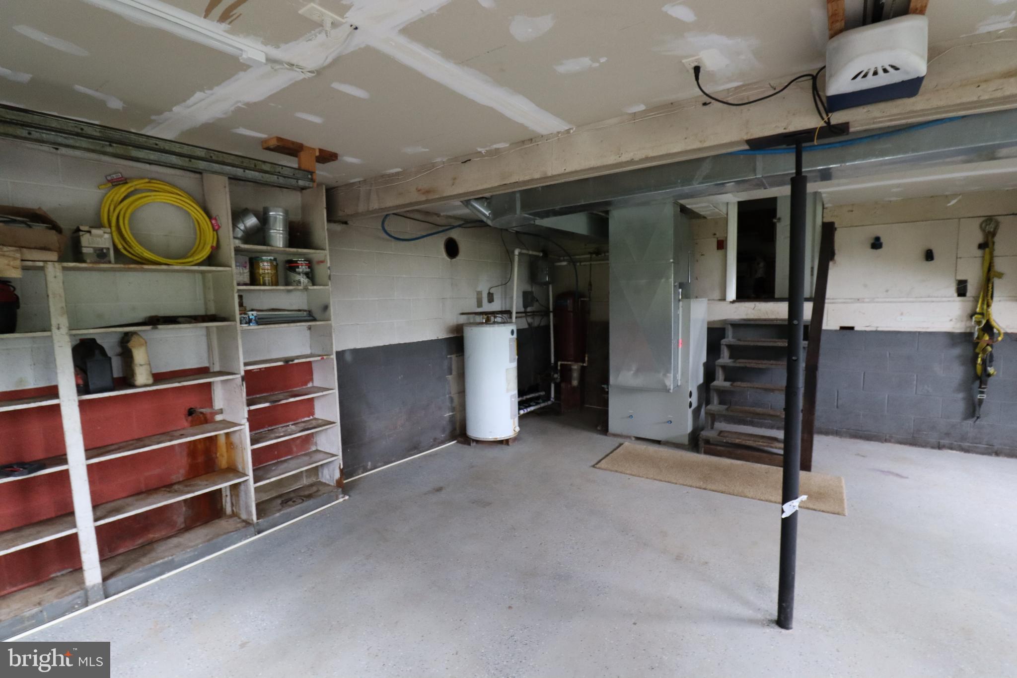 WEST MANHEIM - Residential