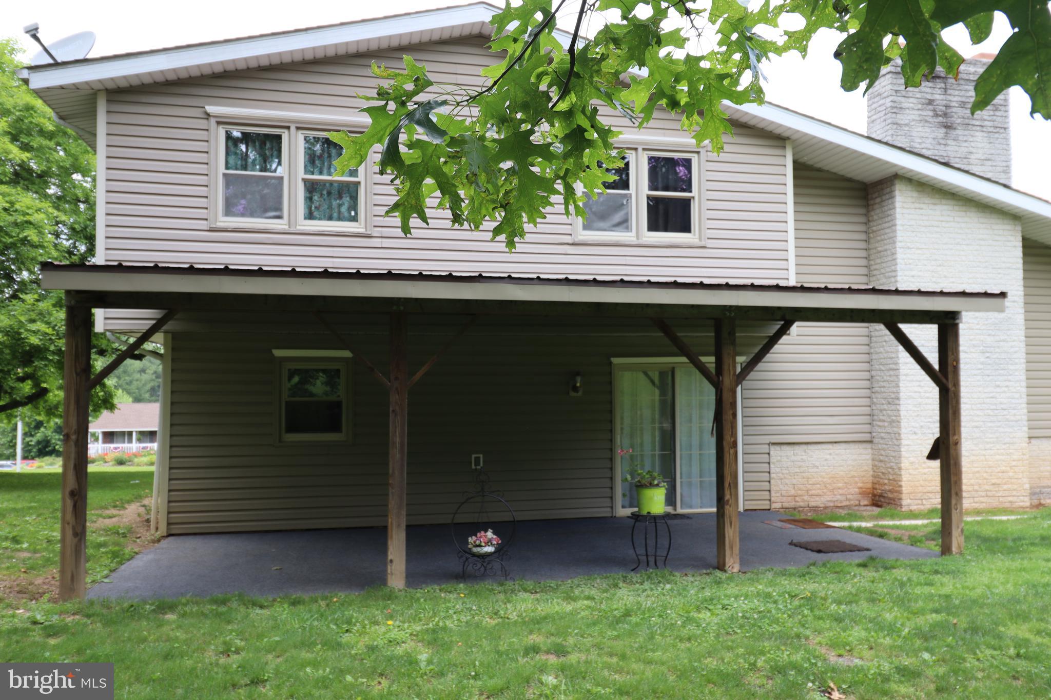 WEST MANHEIM - Residential